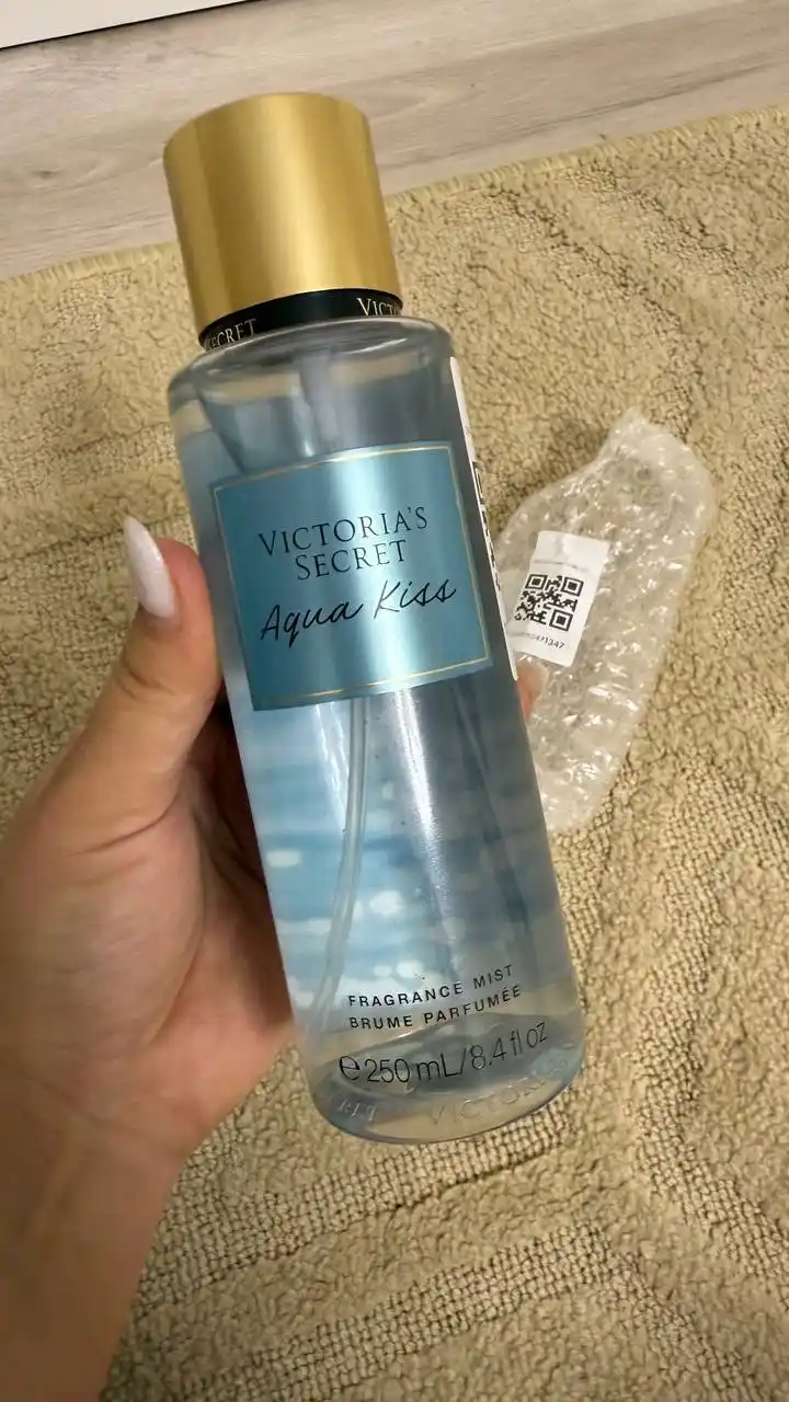 VICTORIA'S SECRET parfyumlangan sprey