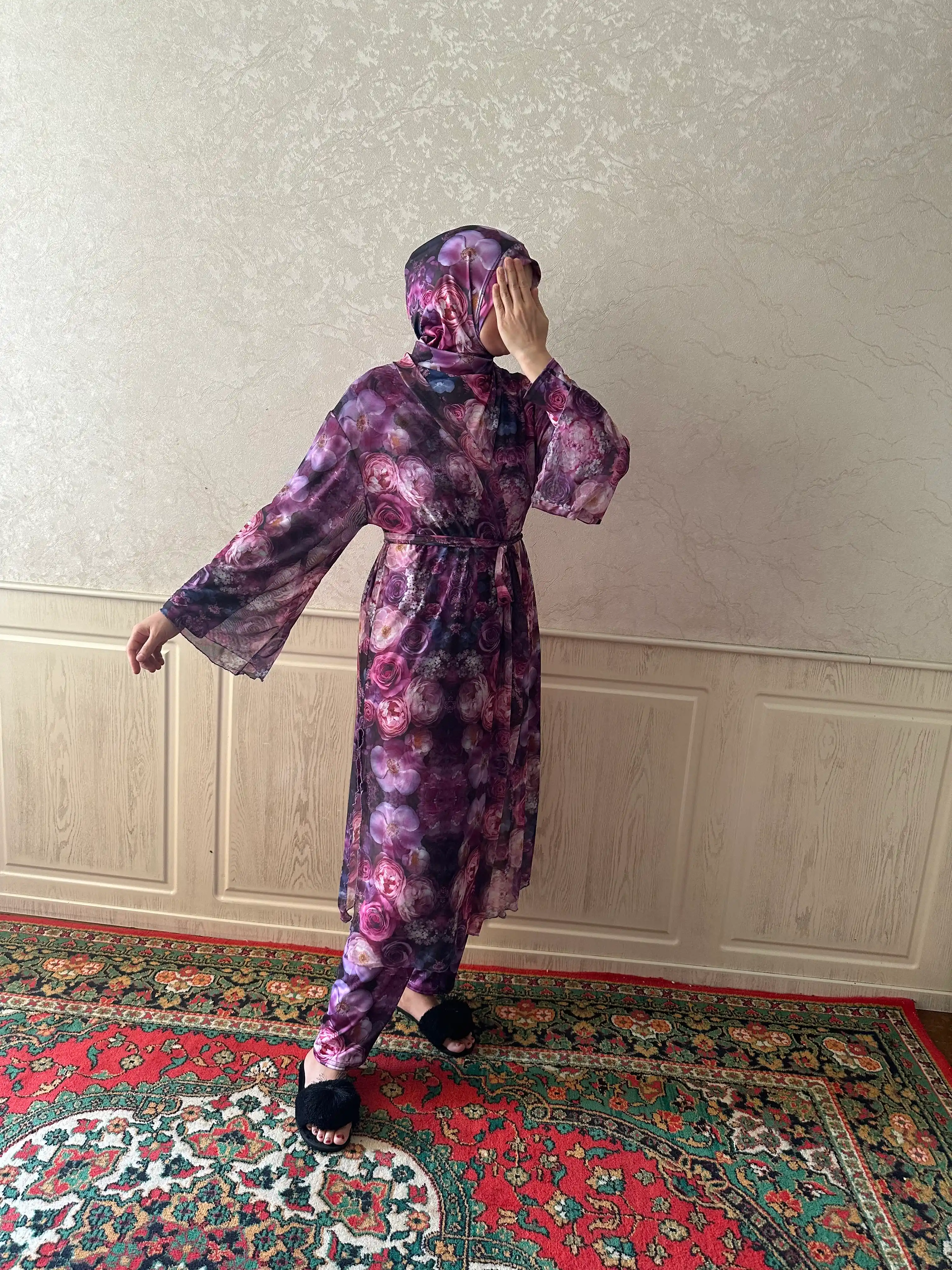 Kupalnik, ayollar uchun burkini, muslimalar uchun cho'milish kiyimi