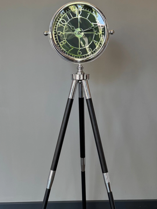 "Royal Tripod" dizayner uch oyoqli soat – uslubli interyer uchun