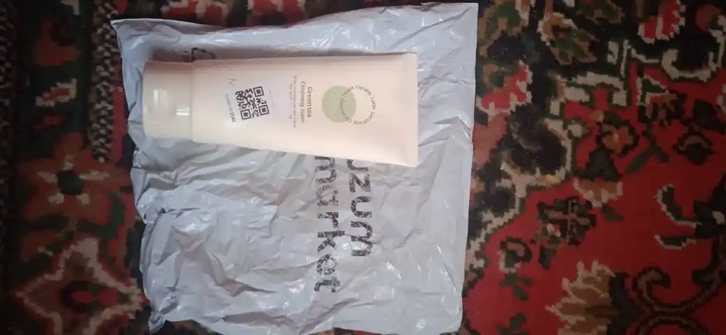 Пенка для умывания MISSHA CREAMY LATTE GREEN TEA CLEANSING FOAM, 172 мл