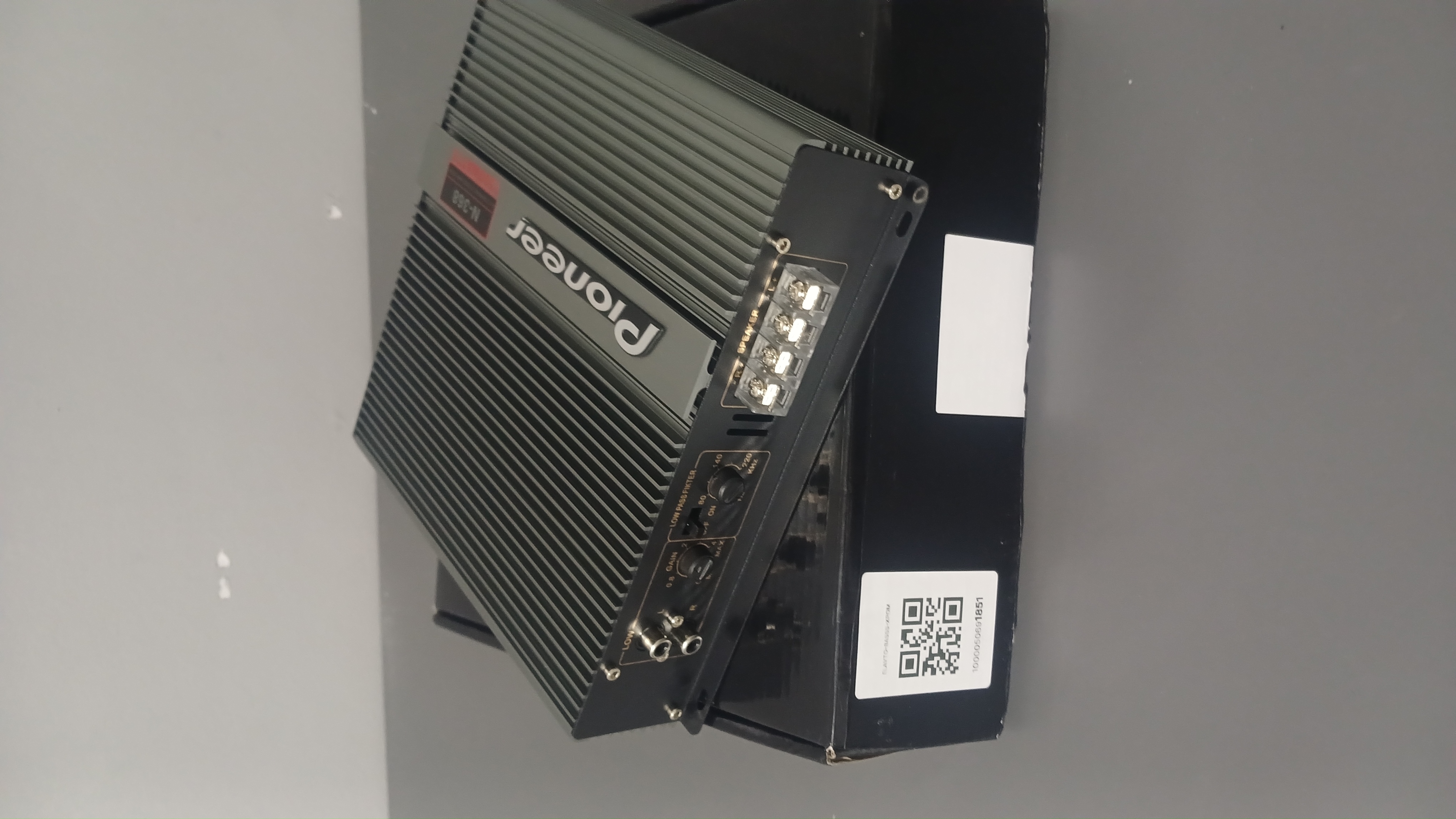 Pioneer Усилитель звука для авто 2-4-канальный, 2200-6800 Вт