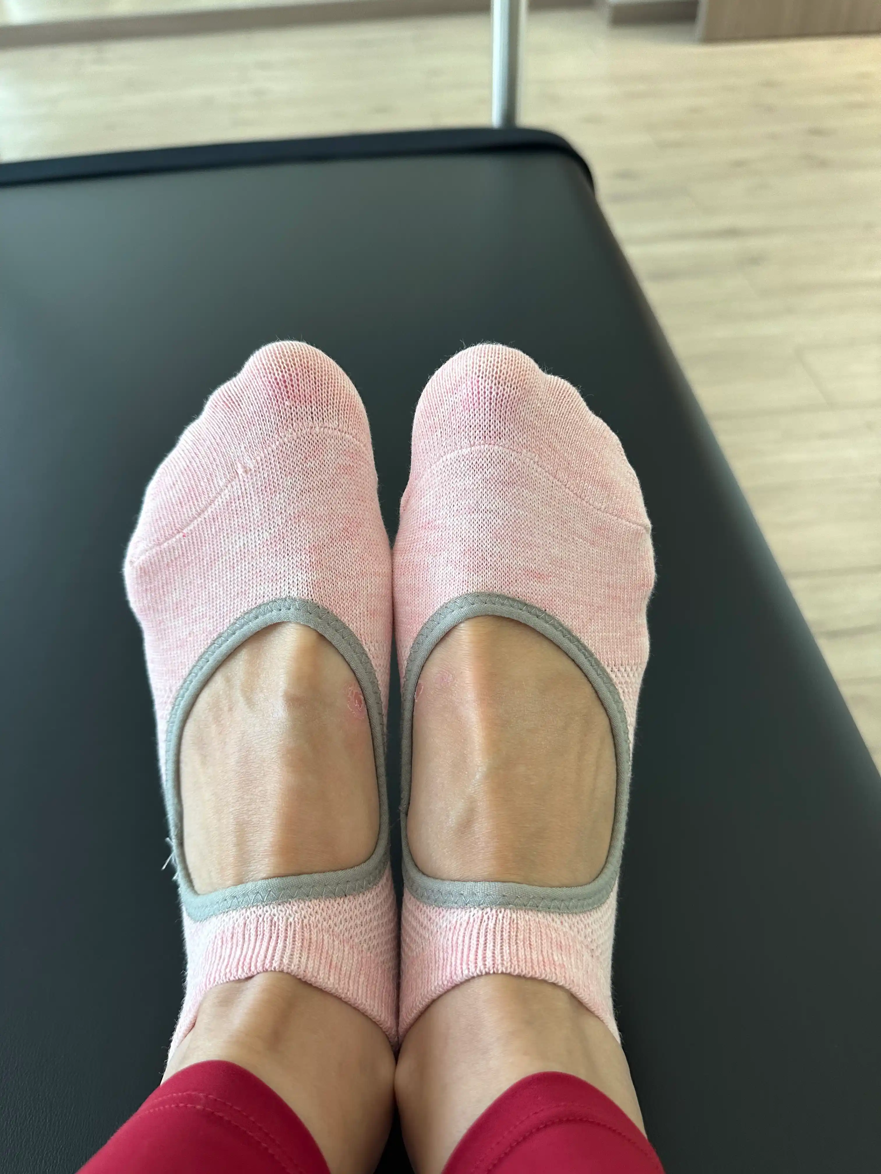Yoga uchun sport ayollar paypoqlari, pilates sirpanishga qarshi