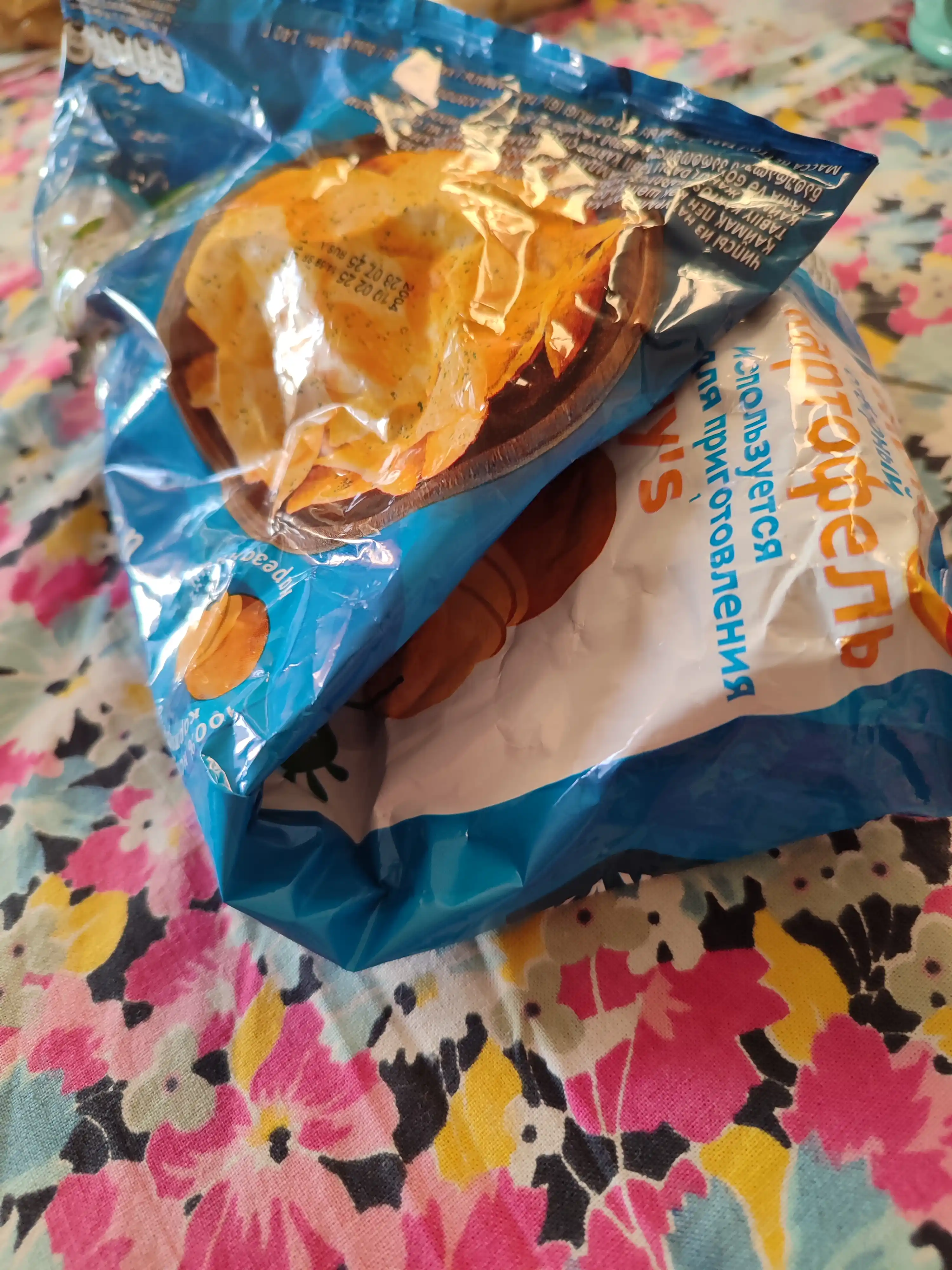 Kartoshka chipslari Lay's smetana va o'tlar 140g