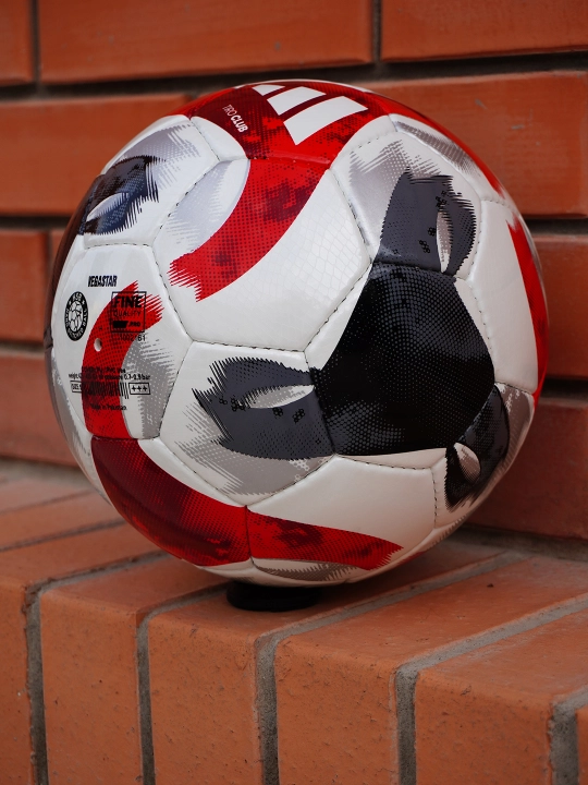 Futbol to'pi, o'lcham 5