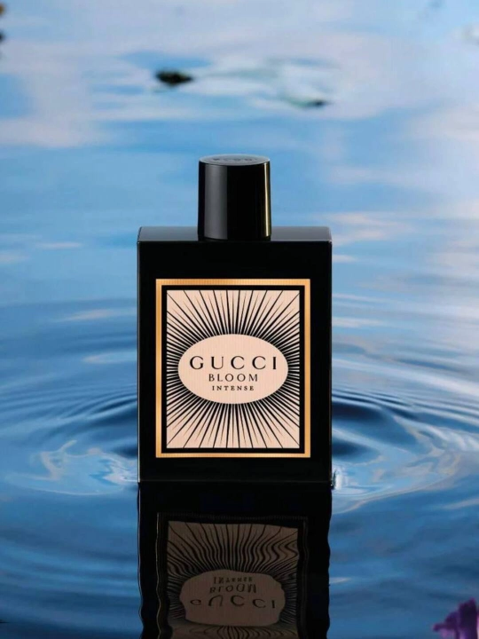 Парфюмерная вода для женщин Gucci Bloom Eau de Parfum Intense, 100 мл, Испания - 