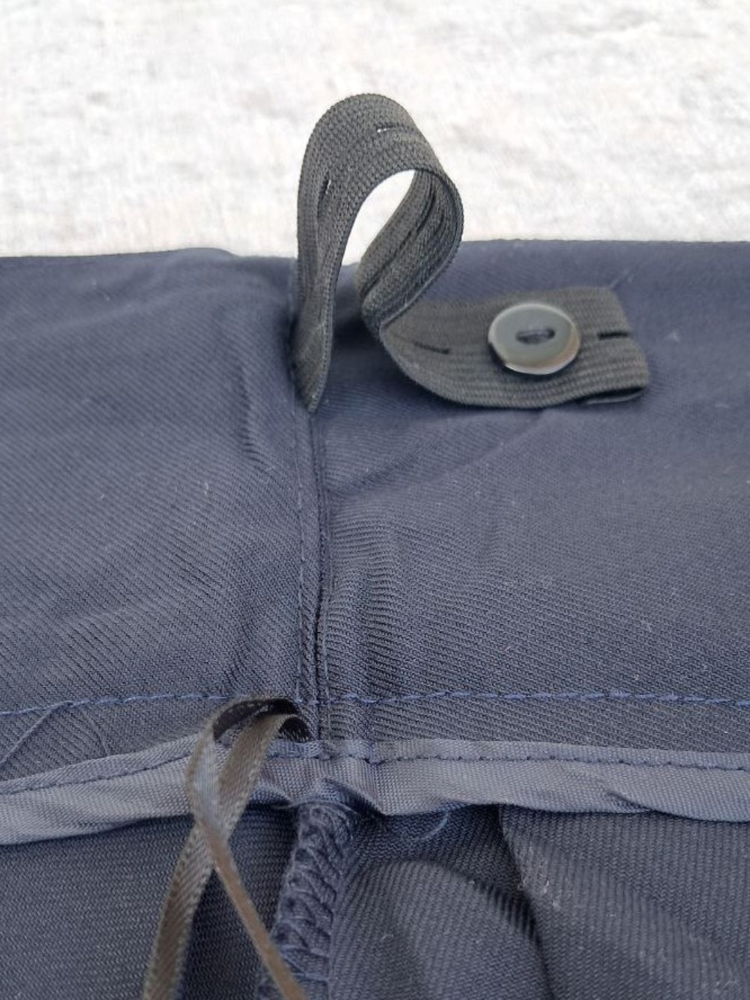 Mano bilan rus porno U tovoni bilan uning jinsiy azosini bosdi