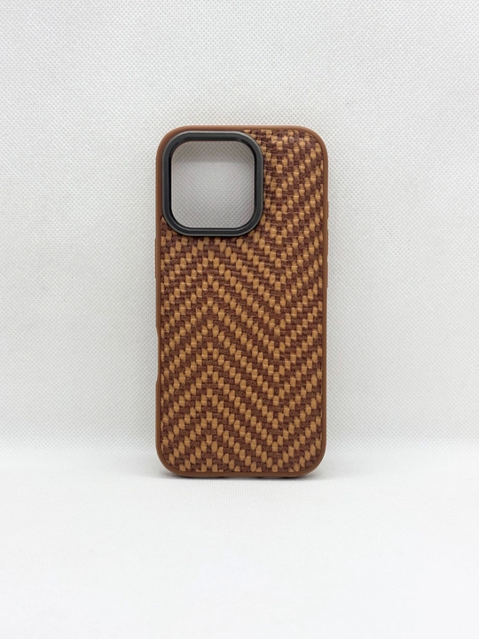 Чехол с плетёным узором для iPhone 11, 12, 13, 14, 15, 16, 16 Pro, 16 Pro Max