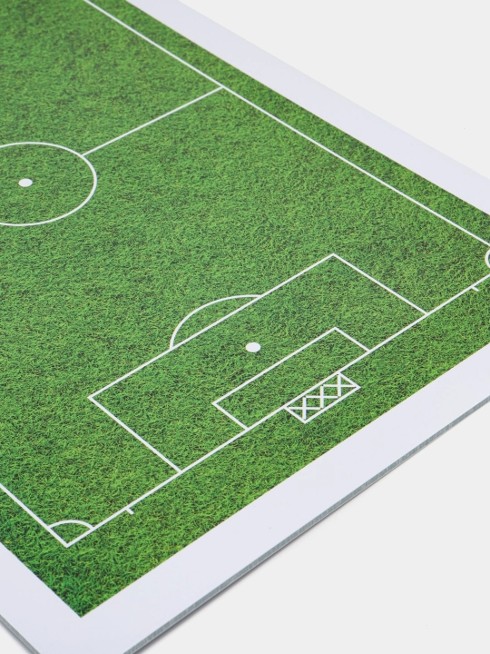 Murabbiylar uchun futbol plansheti — taktik doskali