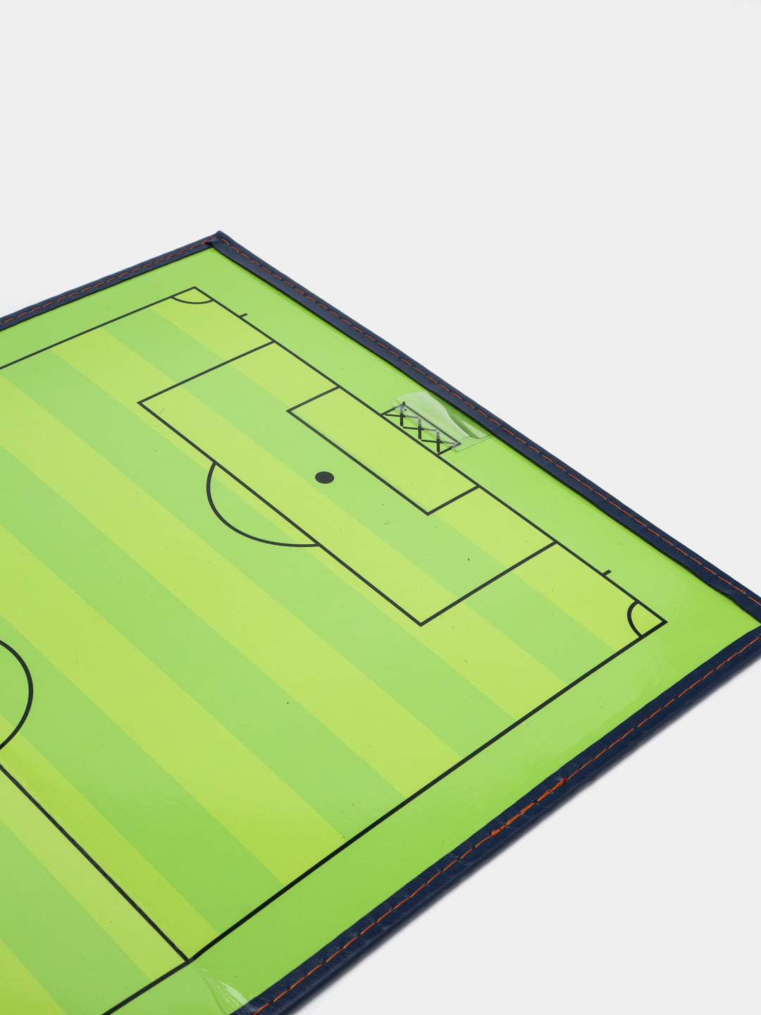 Murabbiylar uchun futbol plansheti — taktik doskali