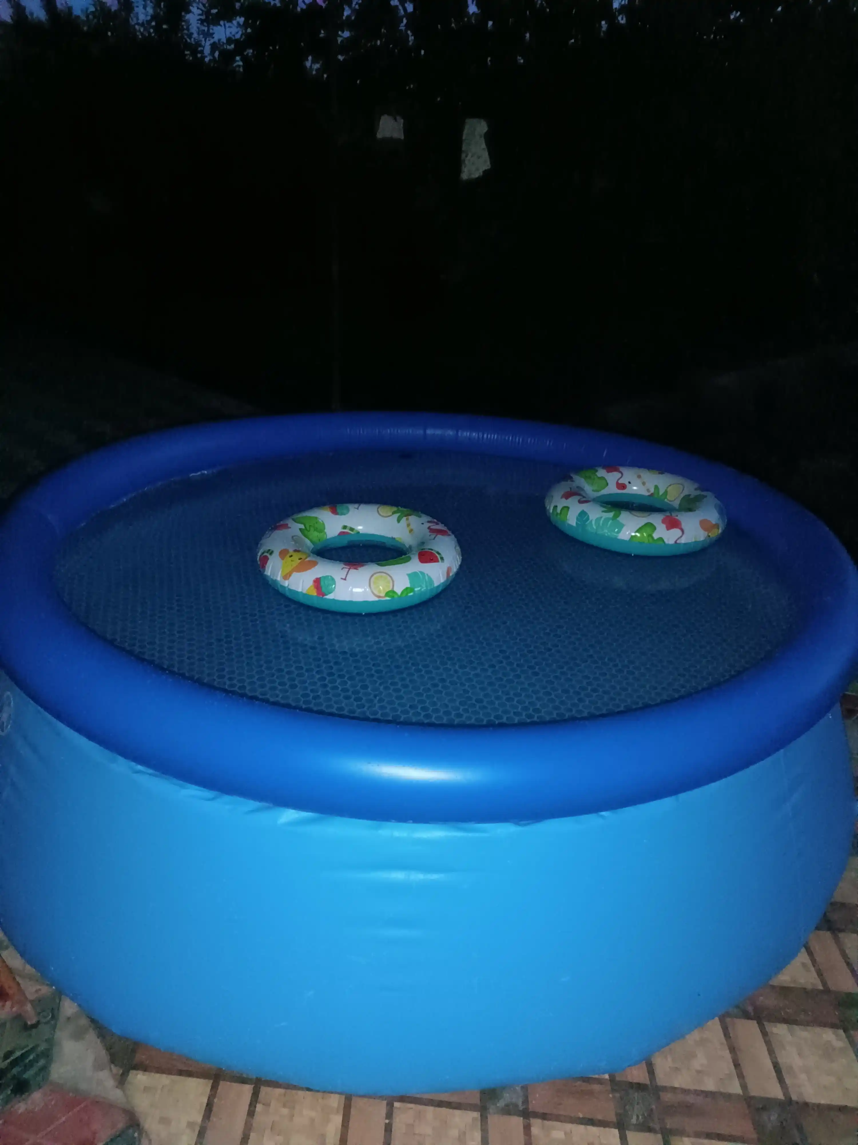 Бассейн надувной Intex Easy Set, с объемом 886-3853 л