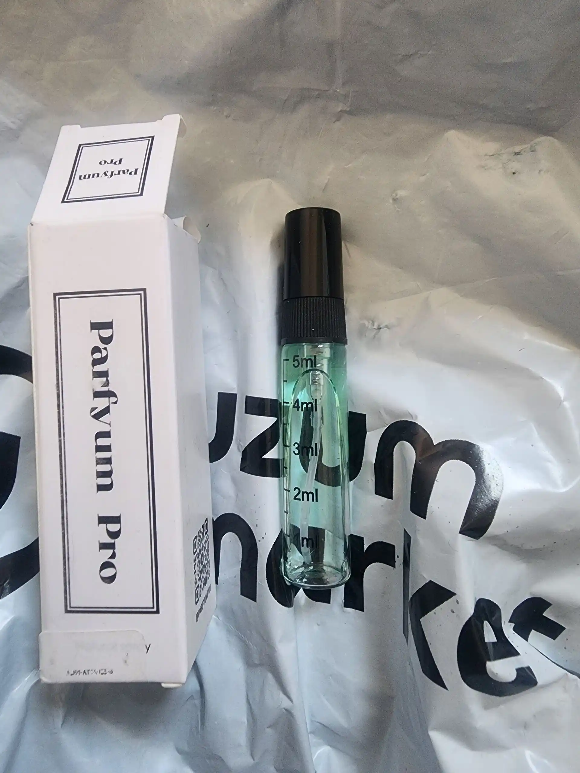 Erkaklar va ayollar uchun atir, parfum Byredo Marijuana, parfum suvi Parfyum Pro