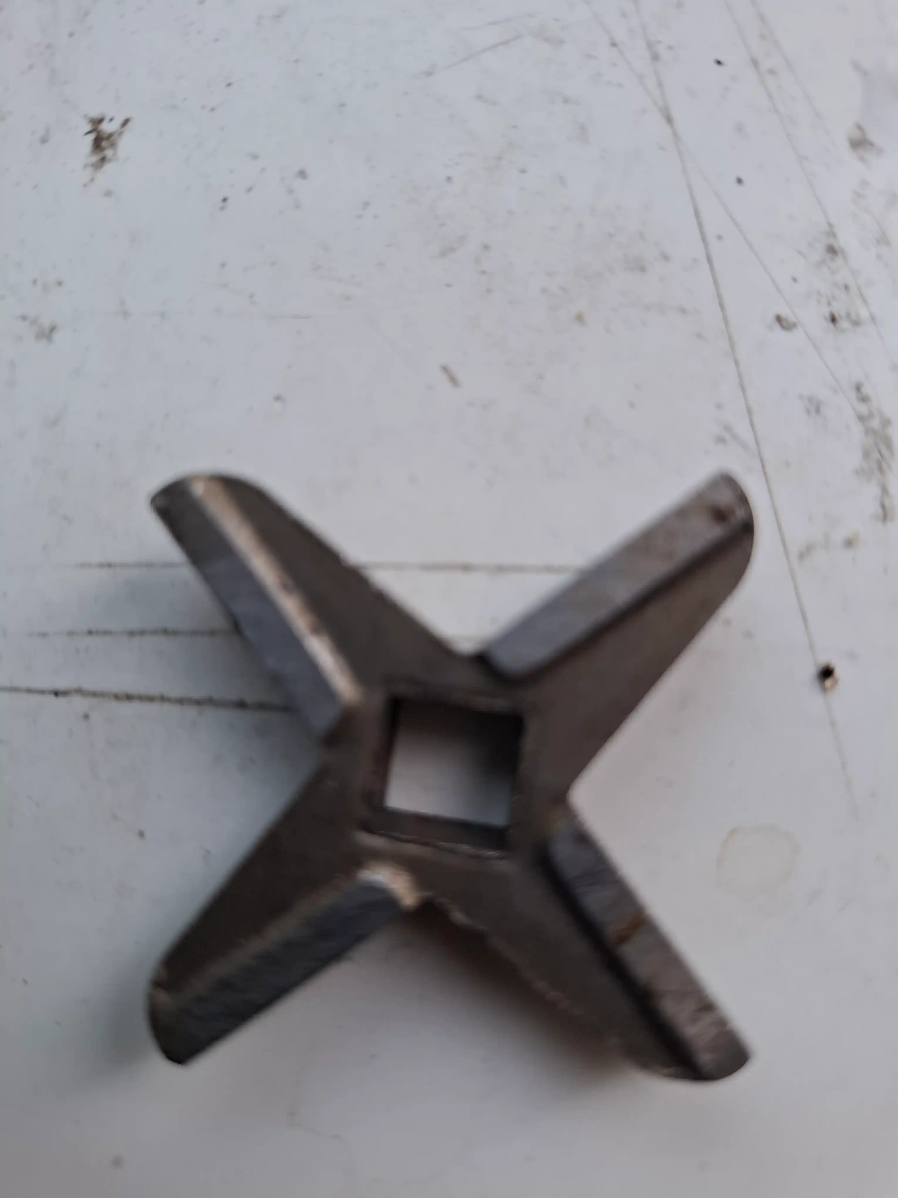 Нож и решетка к мясорубкам, для ручных и электрических