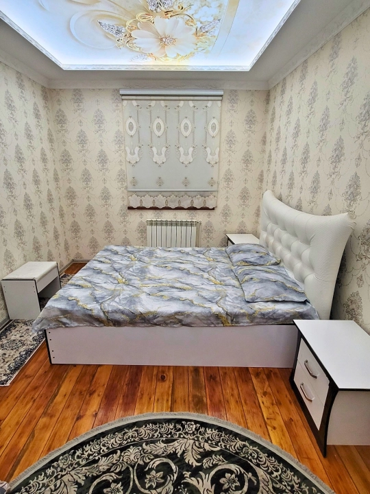 Choyshab va yostiq jild, ikki kishilik choyshab 200*220 sm va yostiq 50*70 sm 2 dona