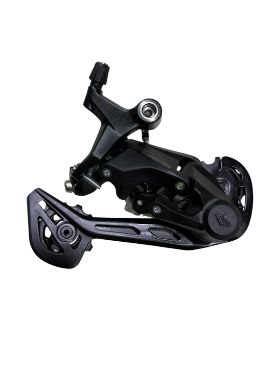 Переключатель скоростей "SHIMANO CUES"