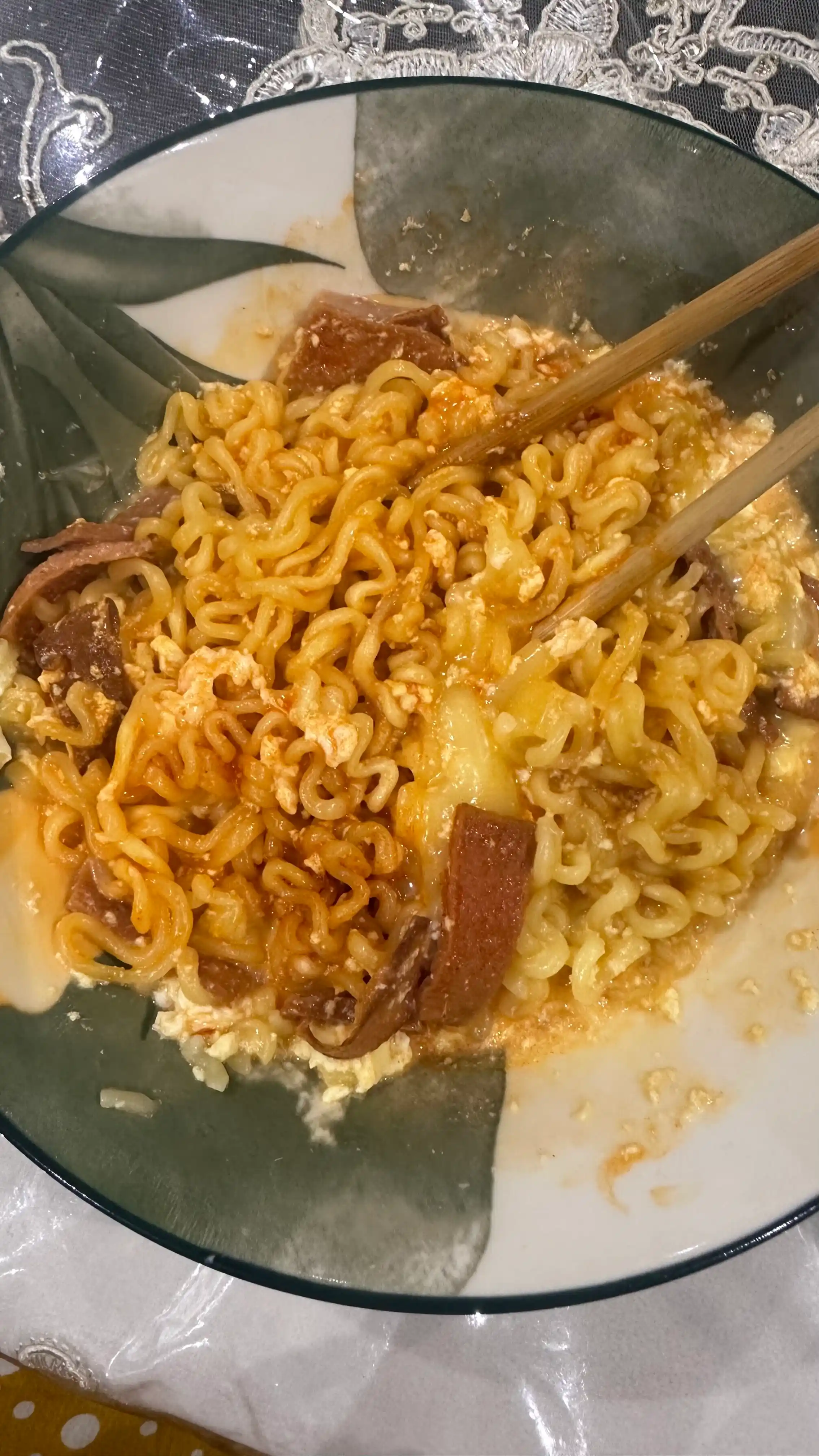 Лапша Hot chicken Ramen-Quattro, Cheese, 145 г