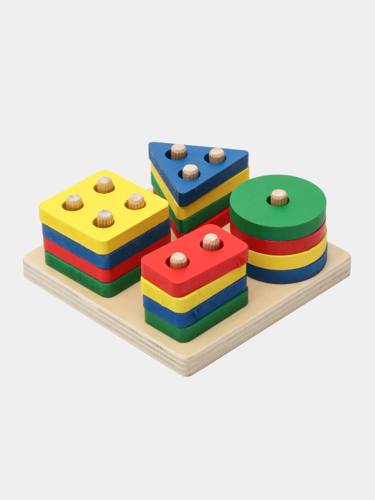 Montessori usulida yasalgan bolalar uchun rivojlantiruvchi o‘yinchoq-saralagich - 