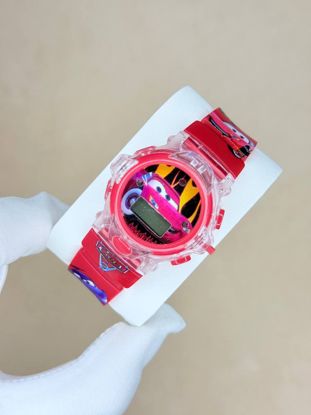 Ikki yigitlar eshakda mast rus qoramagizni sikishadi