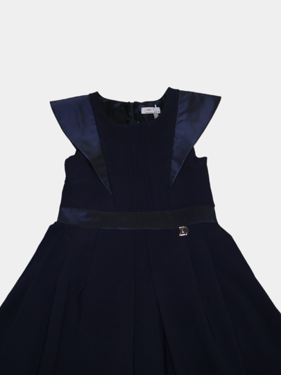 Larisa Kunitsyna erotik fotosuratlar Katta qizlar bilan guruh jinsiy aloqa