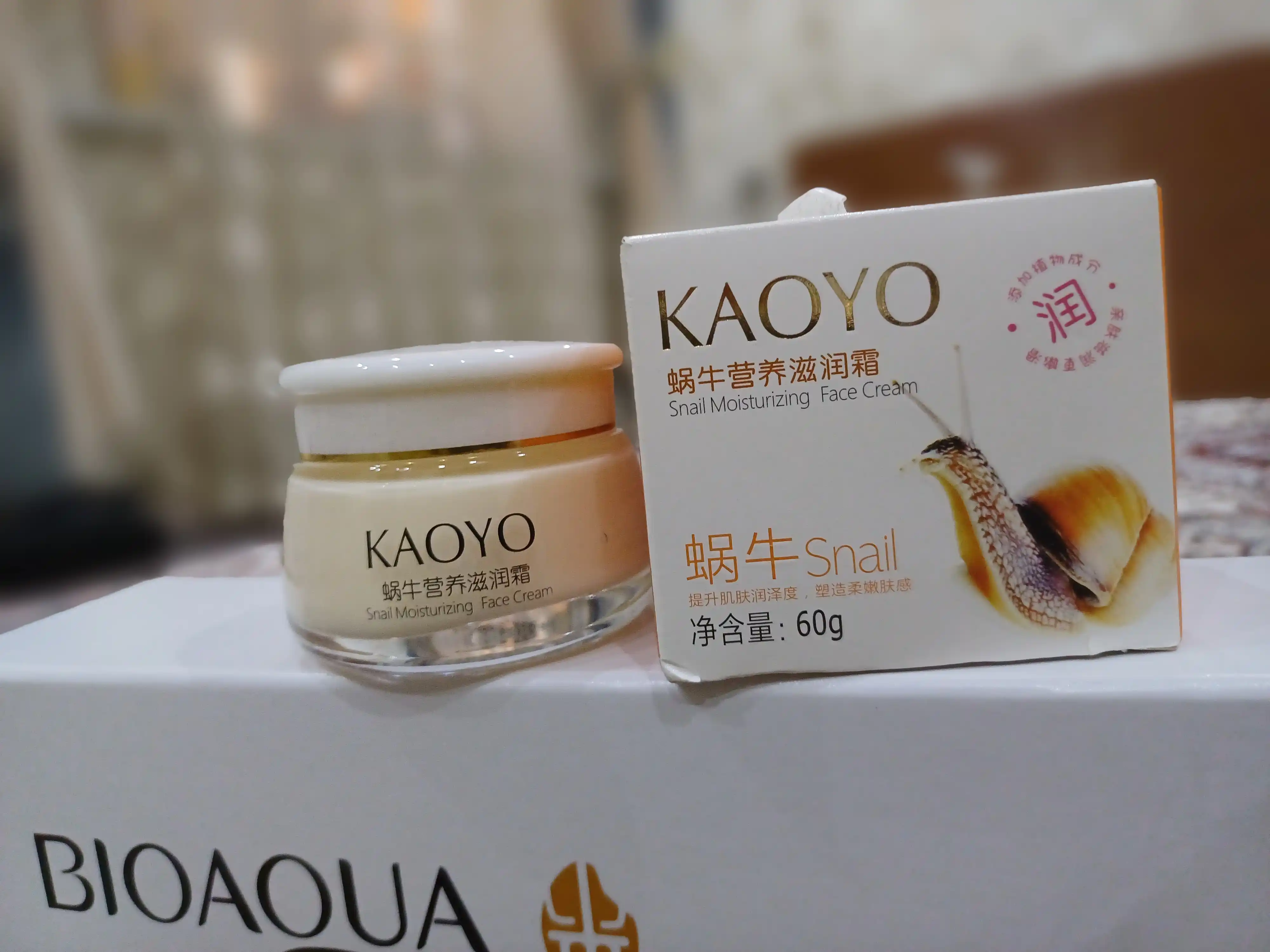 Oziqlantiruvchi va namlantiruvchii yuz kremi, shilliqurti ekstrakti Collagen