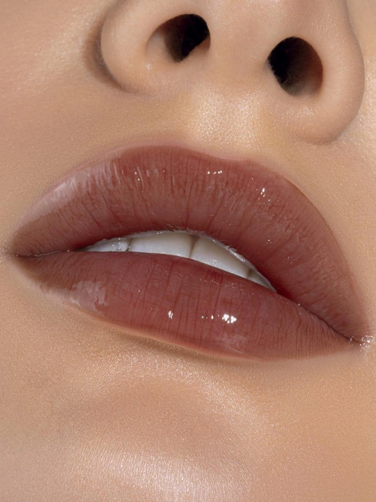 Блеск для губ LUXVISAGE с эффектом объема ICON lips glossy с блестками