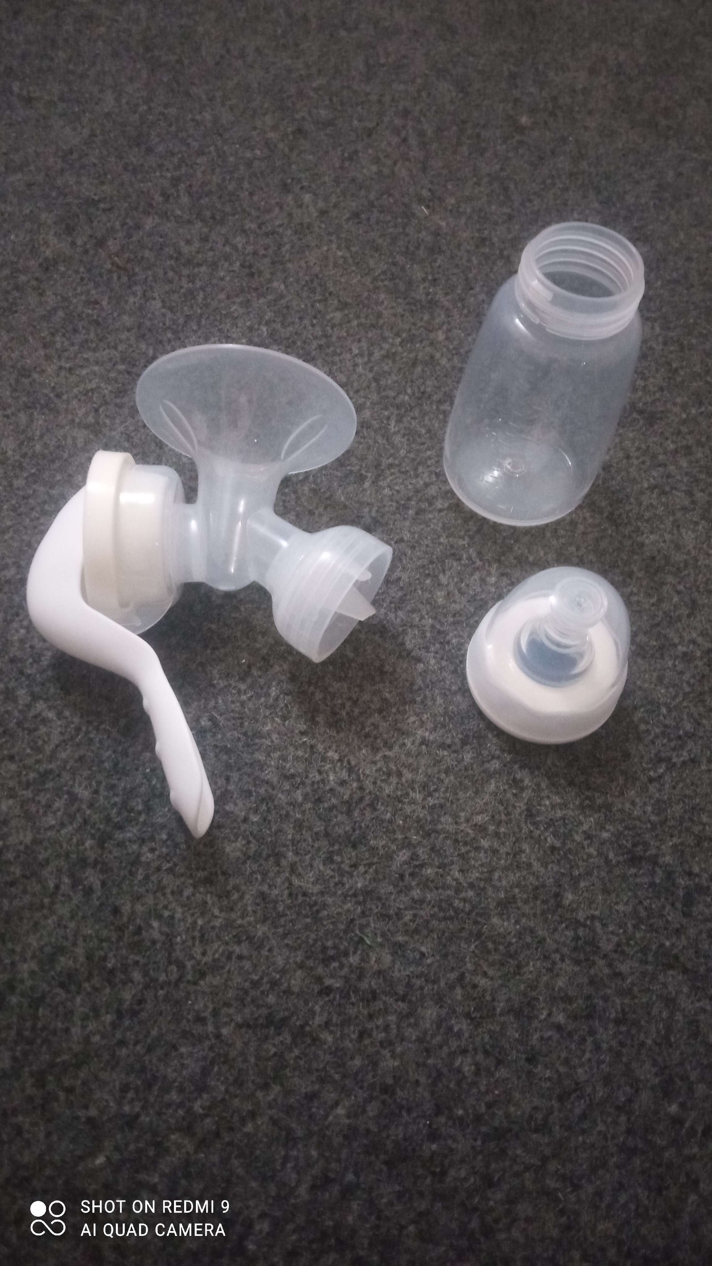 Sut sogadigan, mexanik qol sut soruvchi 2 tasi 1, butilkachasi bilan, 150 ml