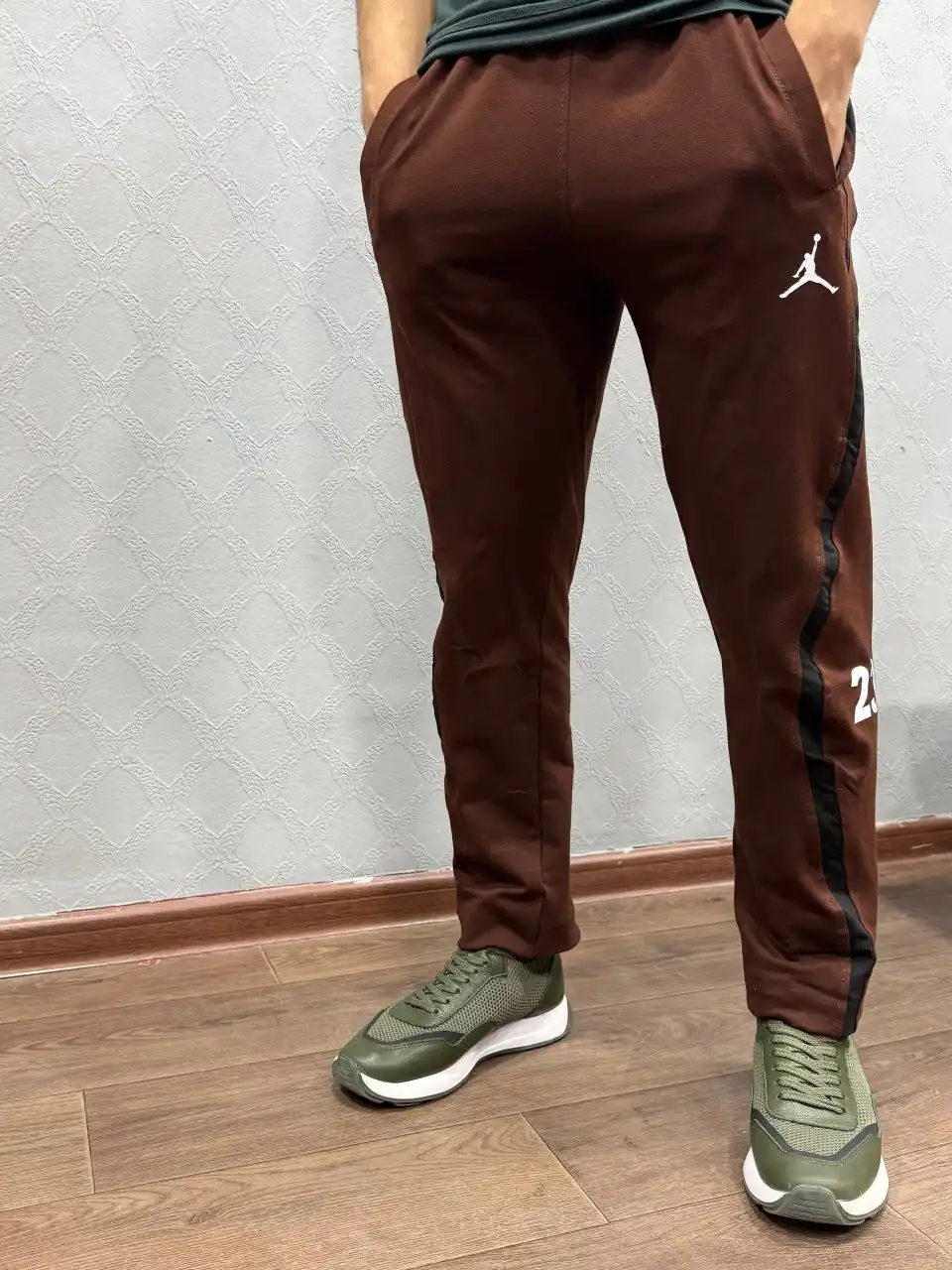 Zamonaviy va qulay yozgi shimlar