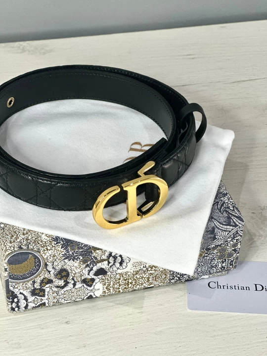 Dior uslubidagi ayollar uchun lyuks charm belbog‘