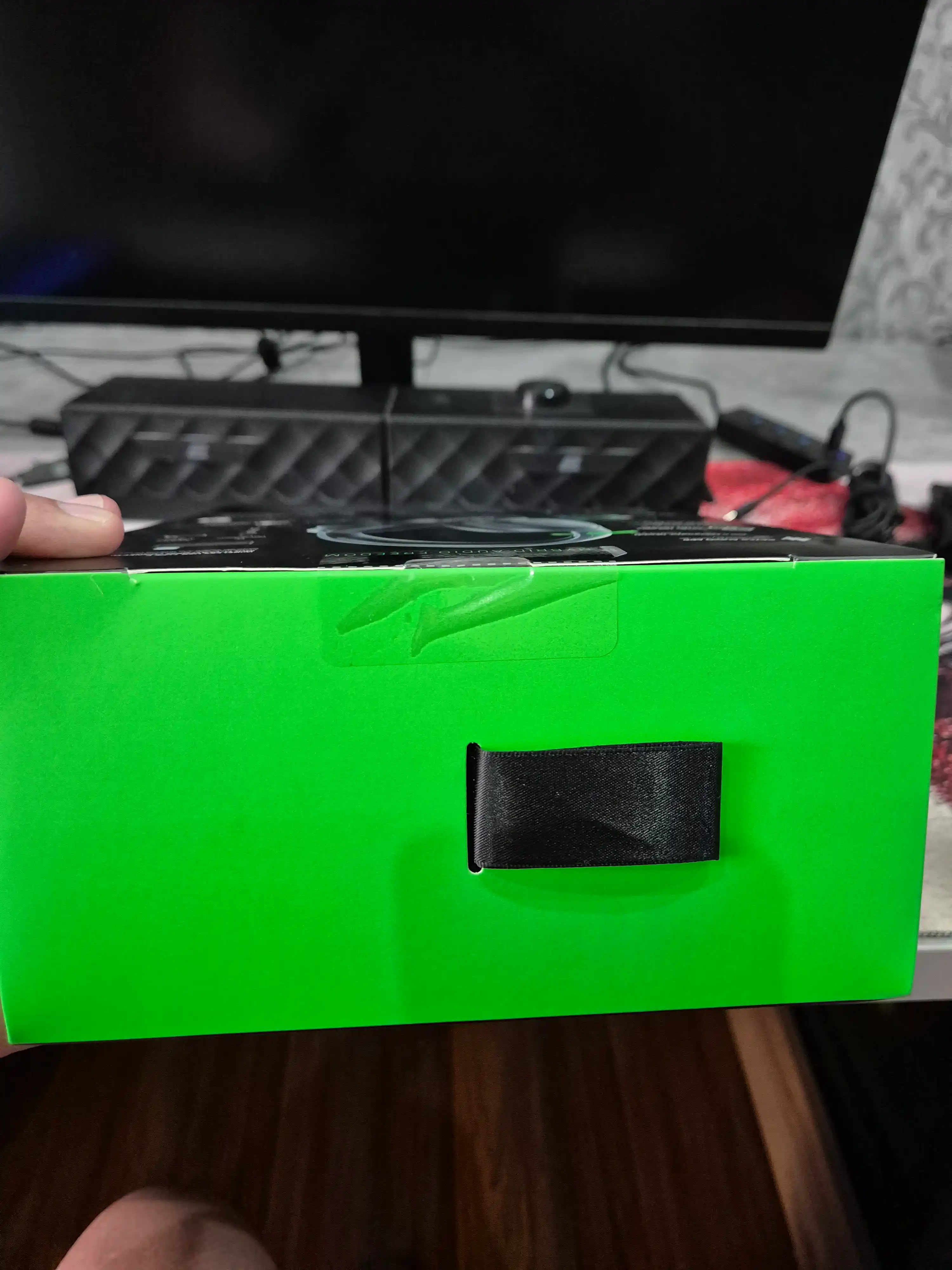 Simsiz o'yin minigarnituralari Razer Gaming eshitish vositasi Barracuda X 7.1 BT/WL