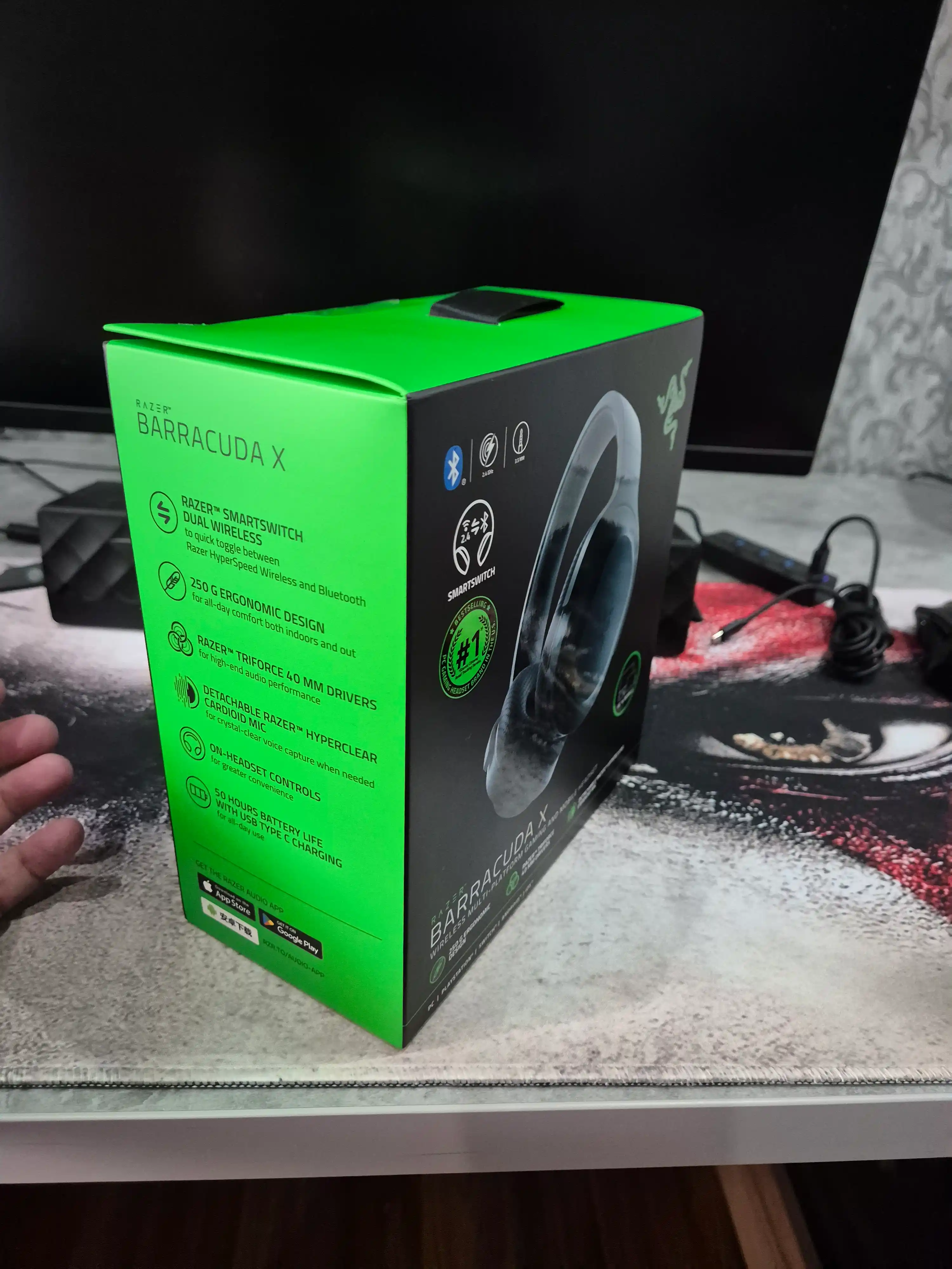 Simsiz o'yin minigarnituralari Razer Gaming eshitish vositasi Barracuda X 7.1 BT/WL