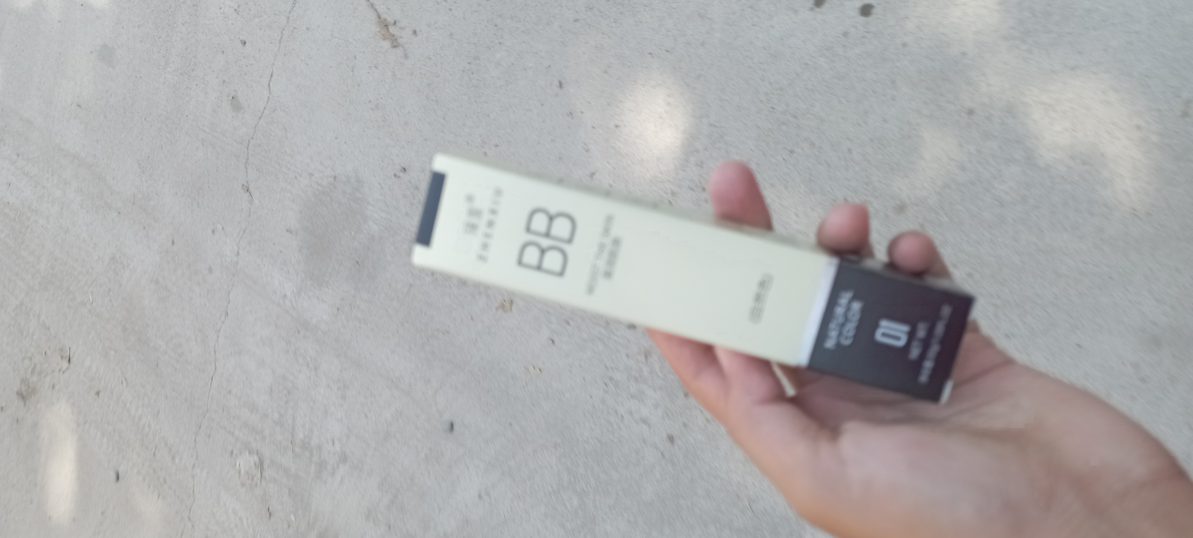 BB крем для лица, с эффектом консилера, увлажняющими свойствами