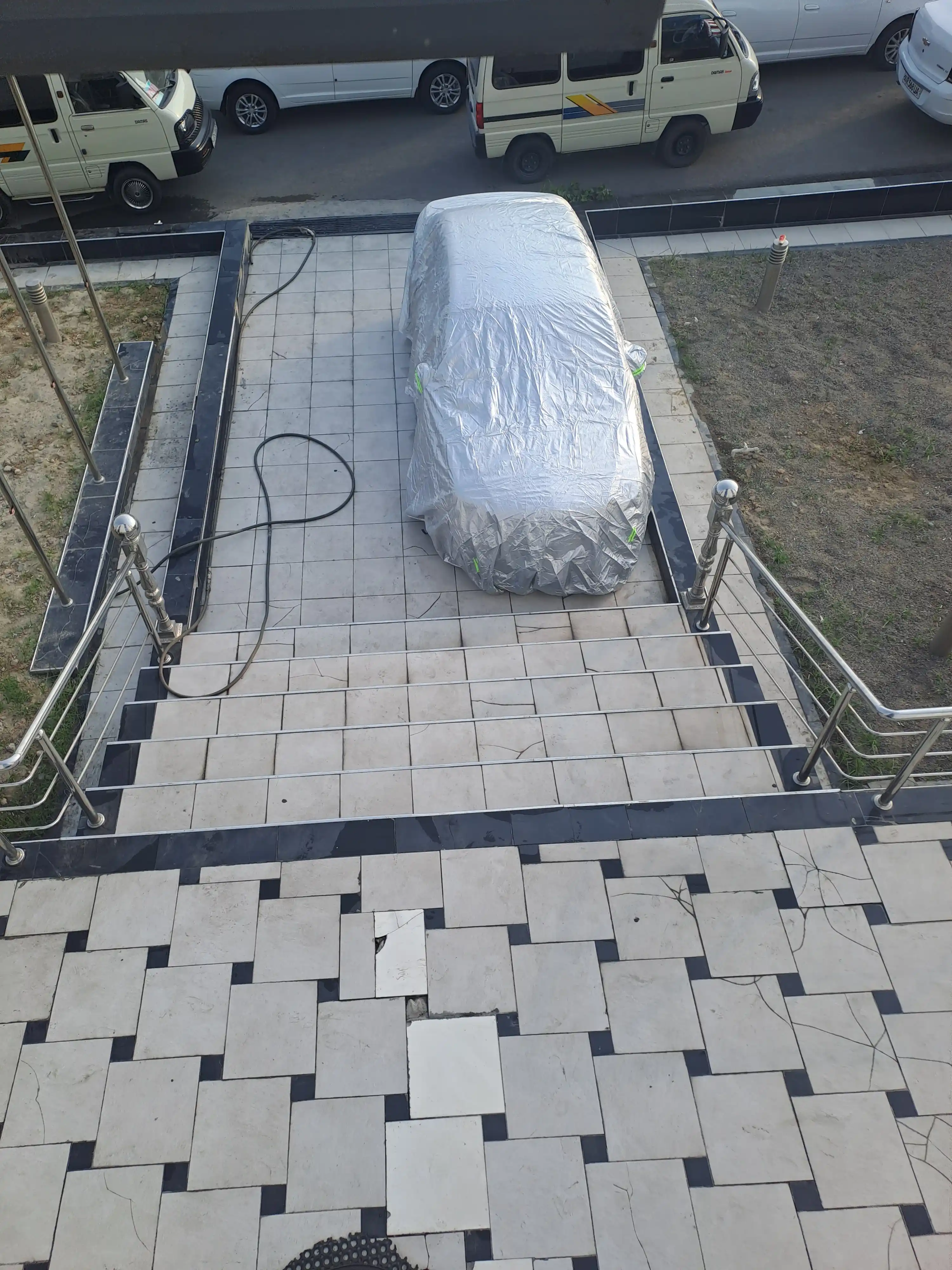 Avtomobil uchun yozgi va qishgi himoya g'ilofi, ''Amerika'' tenti