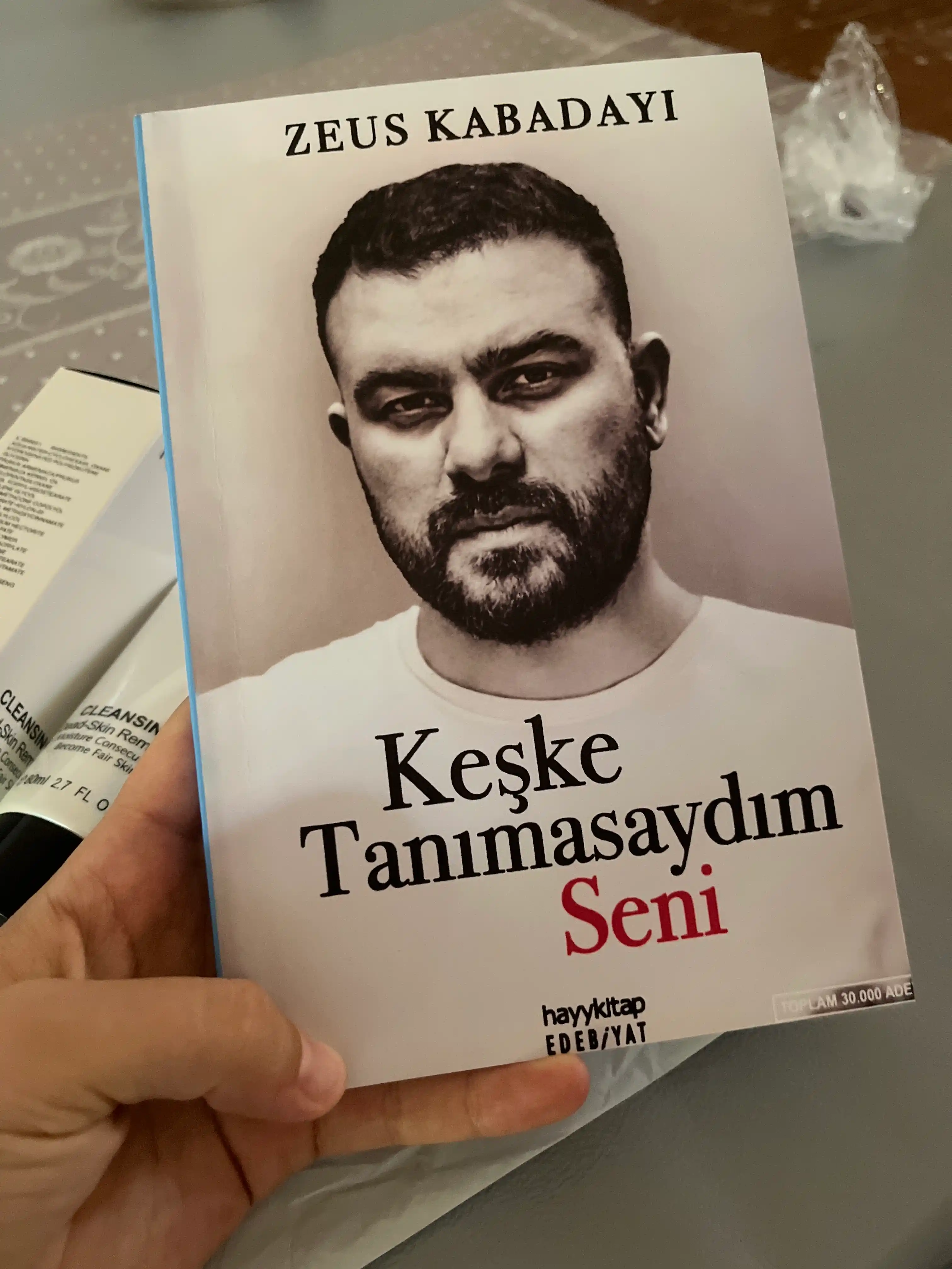 Кеске Танмасаyдм Сени. Зеус Кабадаyи
