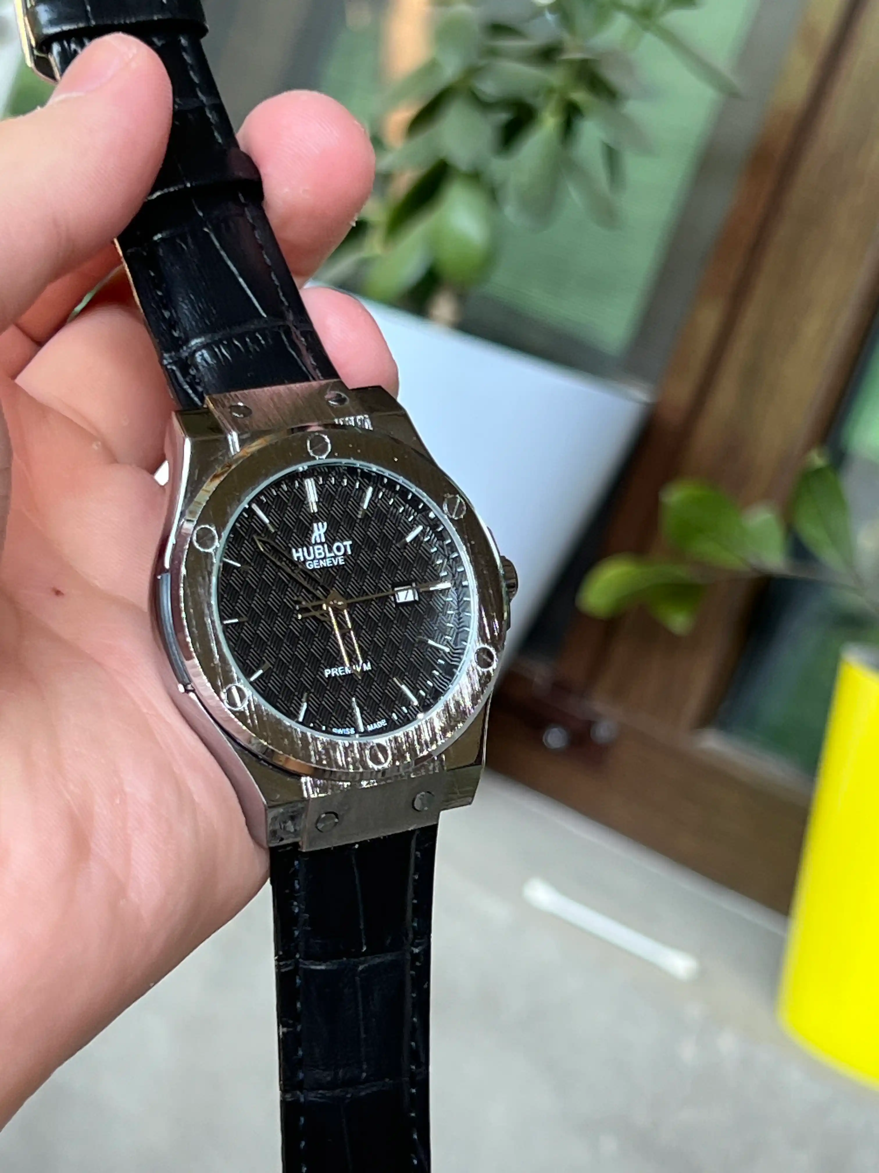 Erkaklar qo'l soati Hublot, har qanday uslubga mos keluvchi universal dizayn, quti bilan