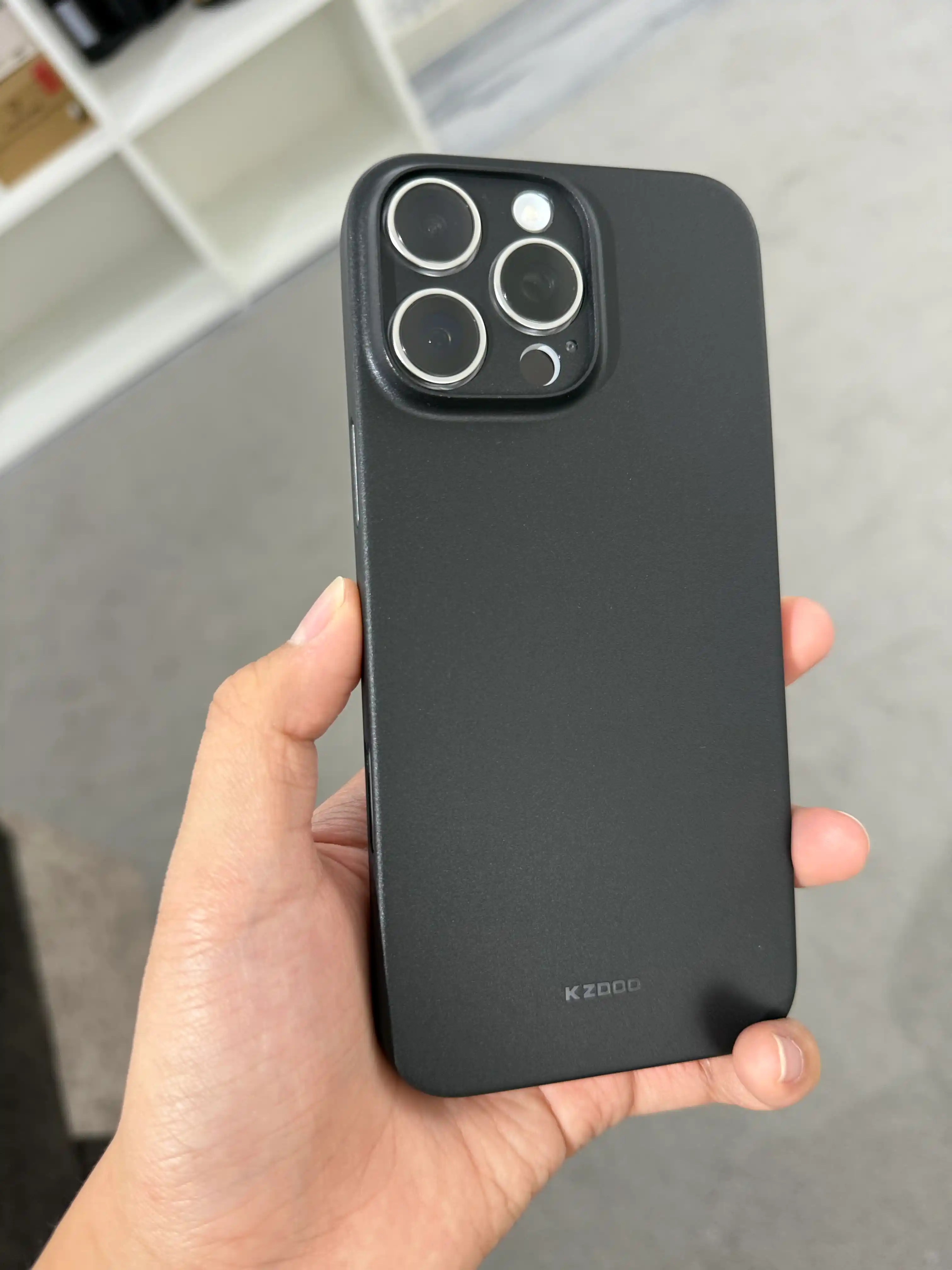 K-Doo Air Skin g'ilofi iPhone 11/12/13/14/15/16/17/Air/Pro/Pro Max uchun, ultra yupqa