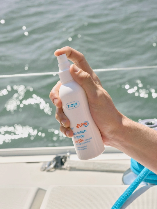 Солнцезащитное молочко для тела SPF50+ (спрей) — увлажнение и защита — 170 мл