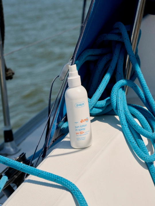 Солнцезащитное молочко для тела SPF50+ (спрей) — увлажнение и защита — 170 мл