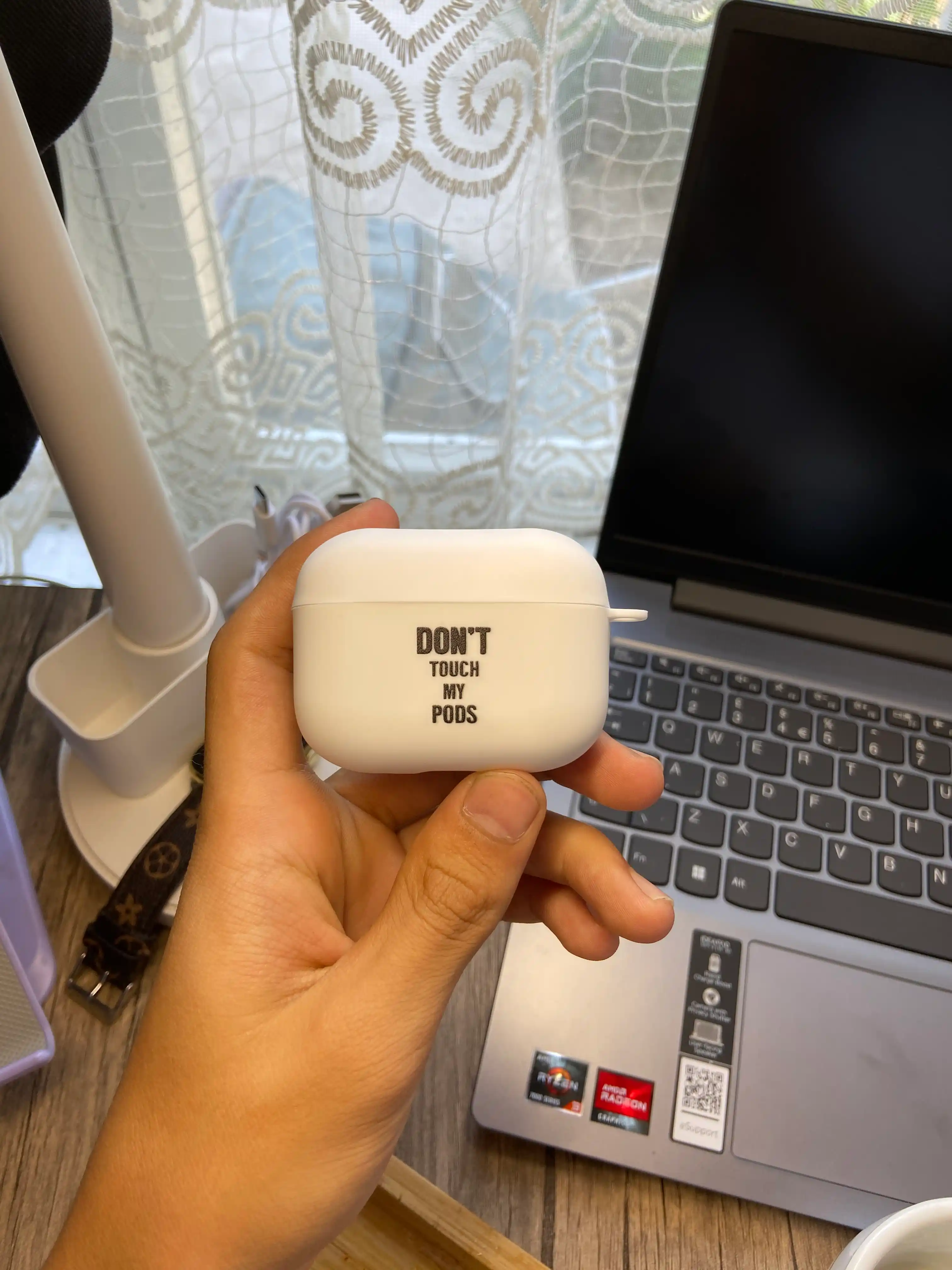 Матовый чехол для наушников Airpods 3, Airpods Pro,Airpods 2pro, 3, 4, с притом "uzb'"