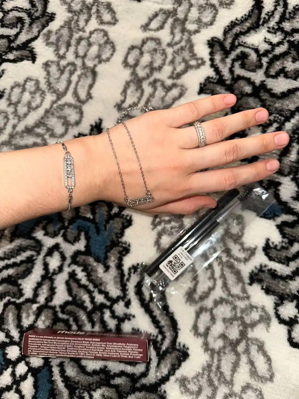 Zargarlik buyumlari to'plami, zanjir, marjon, bilaguzuk, messika, YSL