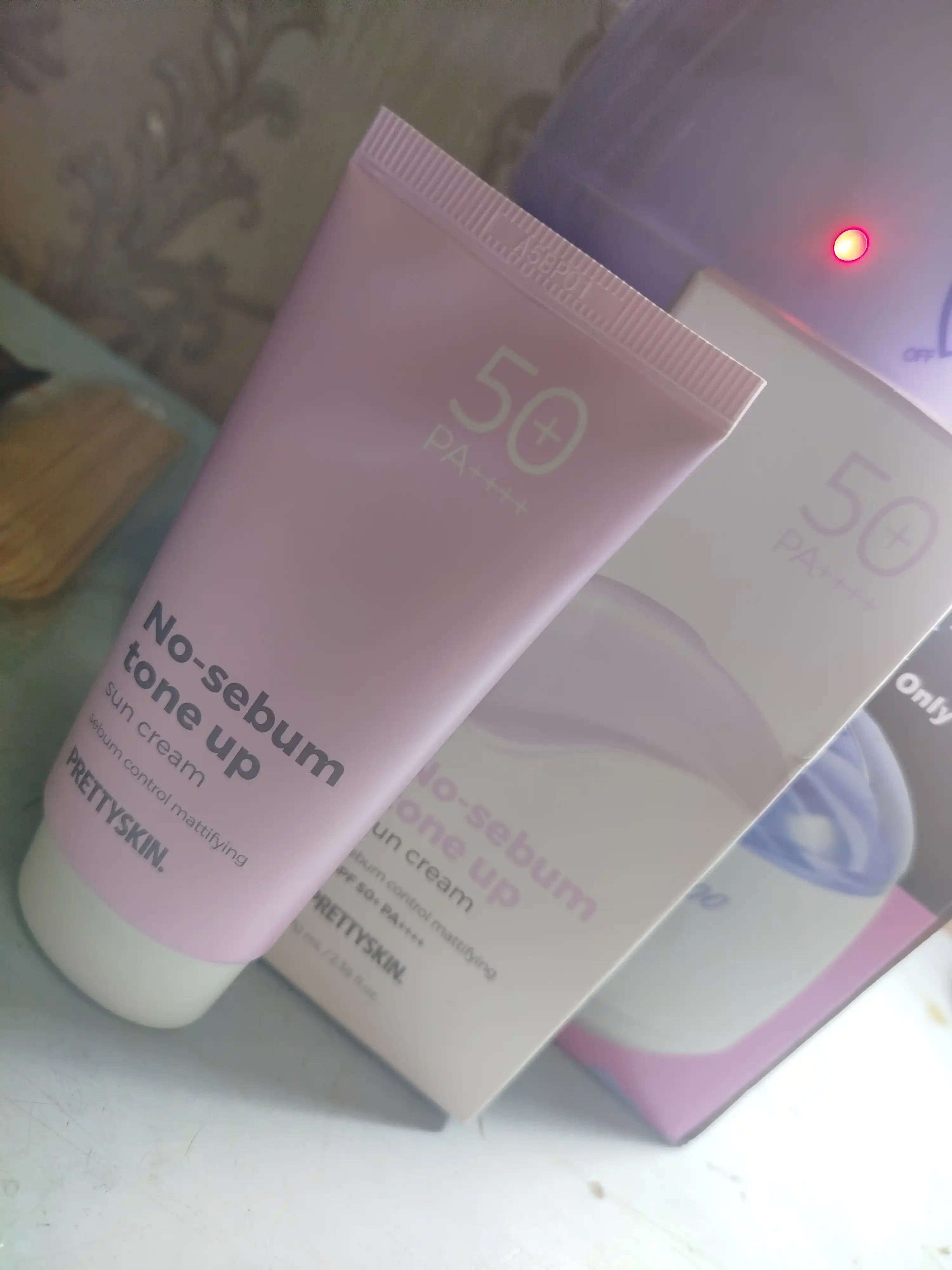 Quyoshdan himoyalovchi namlantiruvchi kremlar Prettyskin SPF50+ PA++++, 70 ml