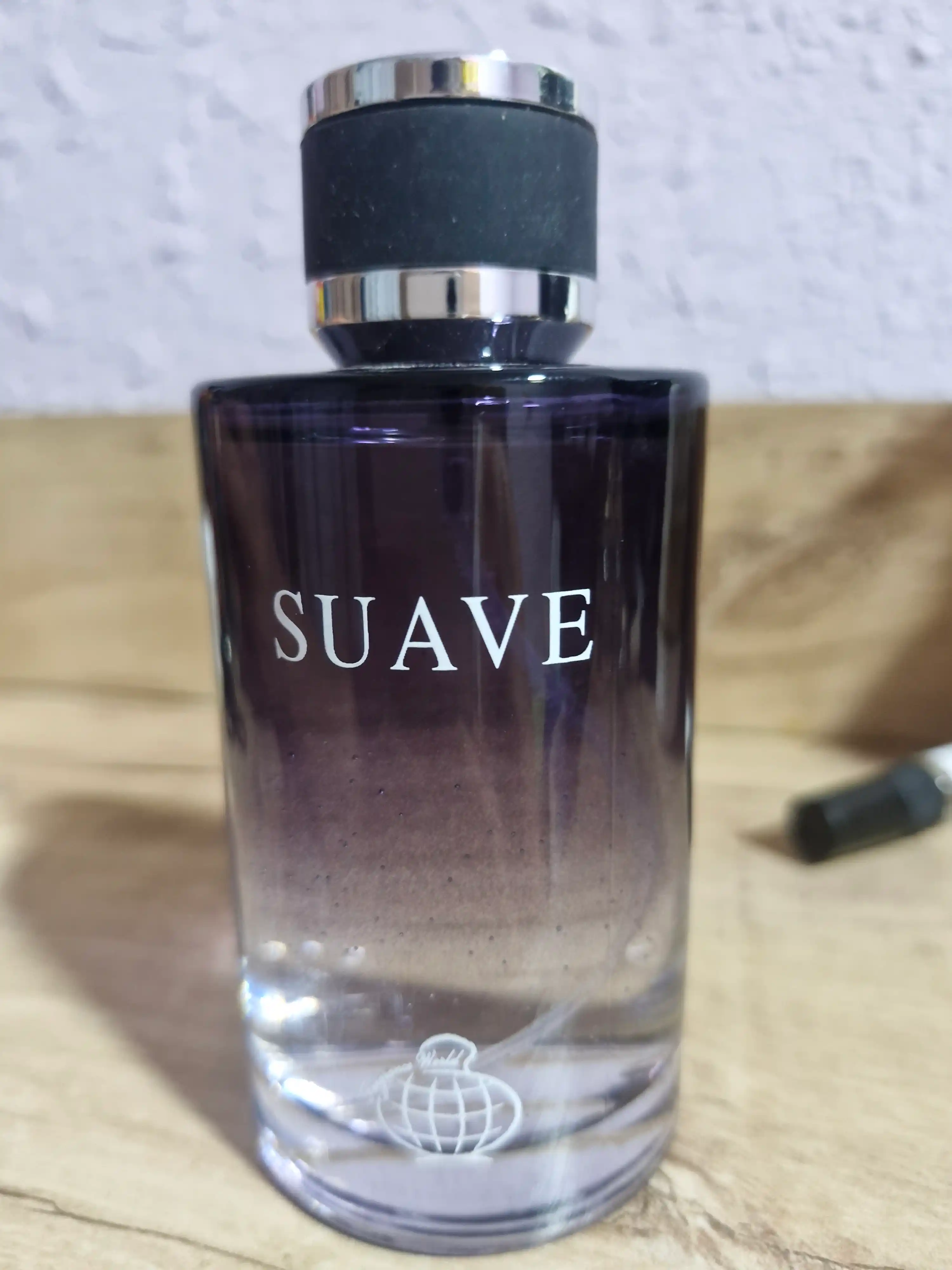 Sauvage parfyumlangan suv, 100 ml