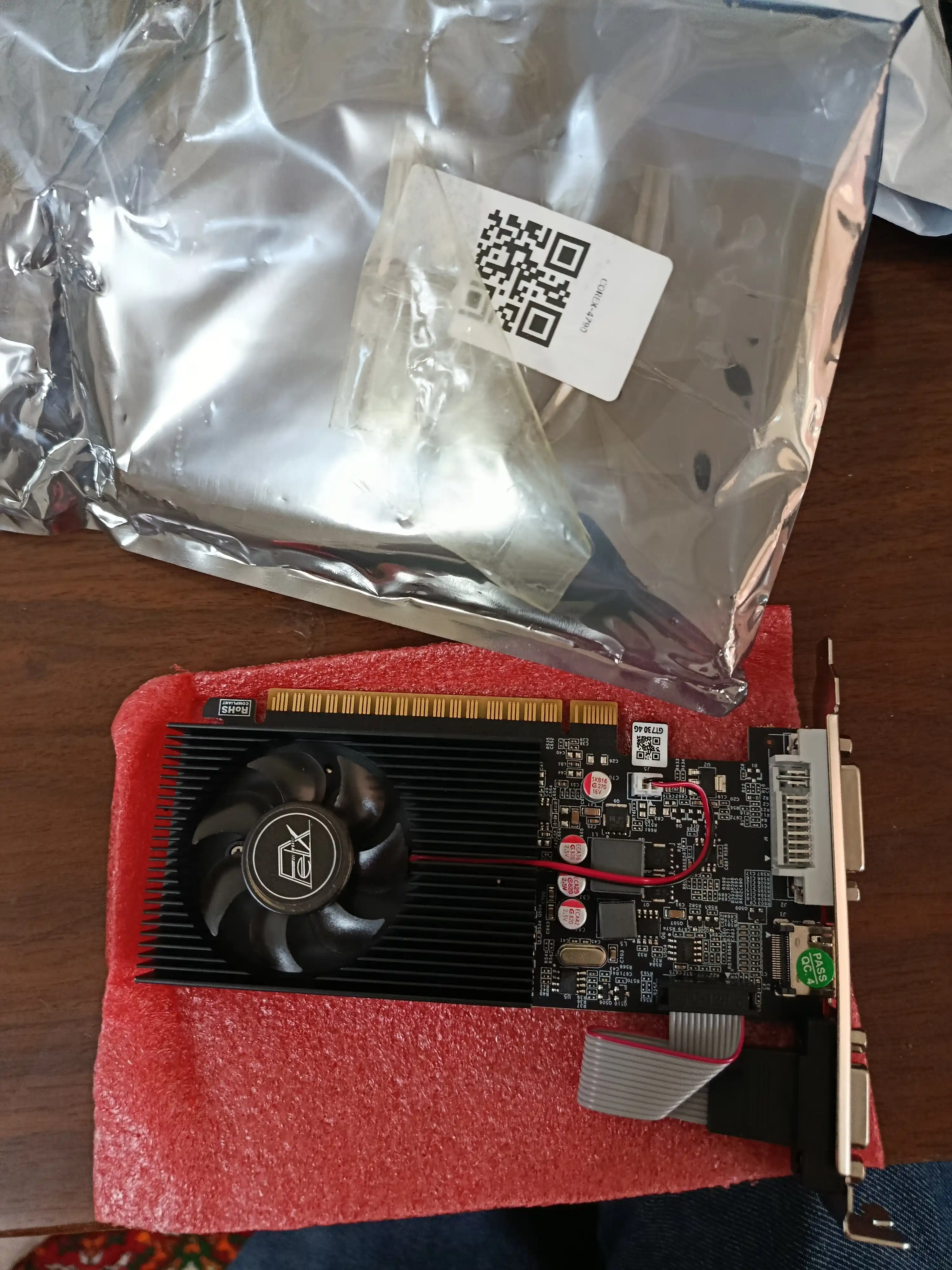 Video karta Nvidia GeForce GT730 4 GB DDR3 128 Bit