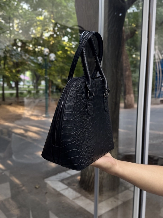 Ayollar sumkasi tabiiy charmdan Black Gator