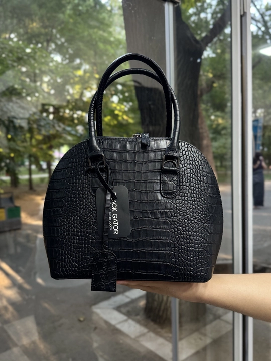 Ayollar sumkasi tabiiy charmdan Black Gator