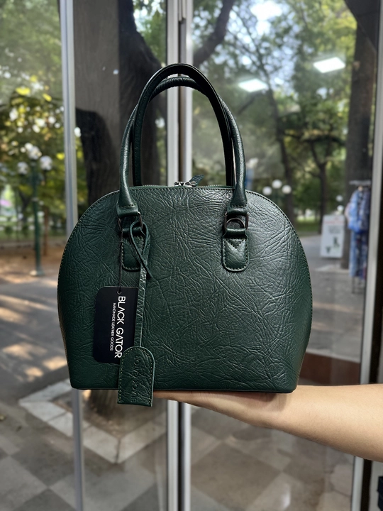 Ayollar sumkasi tabiiy charmdan Black Gator