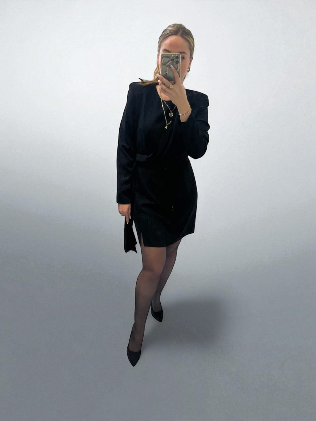 Pantiesdagi semiz ayollarning porno fotosuratlari Ular yigitlarning anuslarini yalaydilar