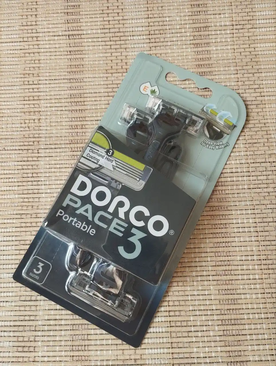 Bir martalik ustara DORCO PACE 3, blister, 3 dona