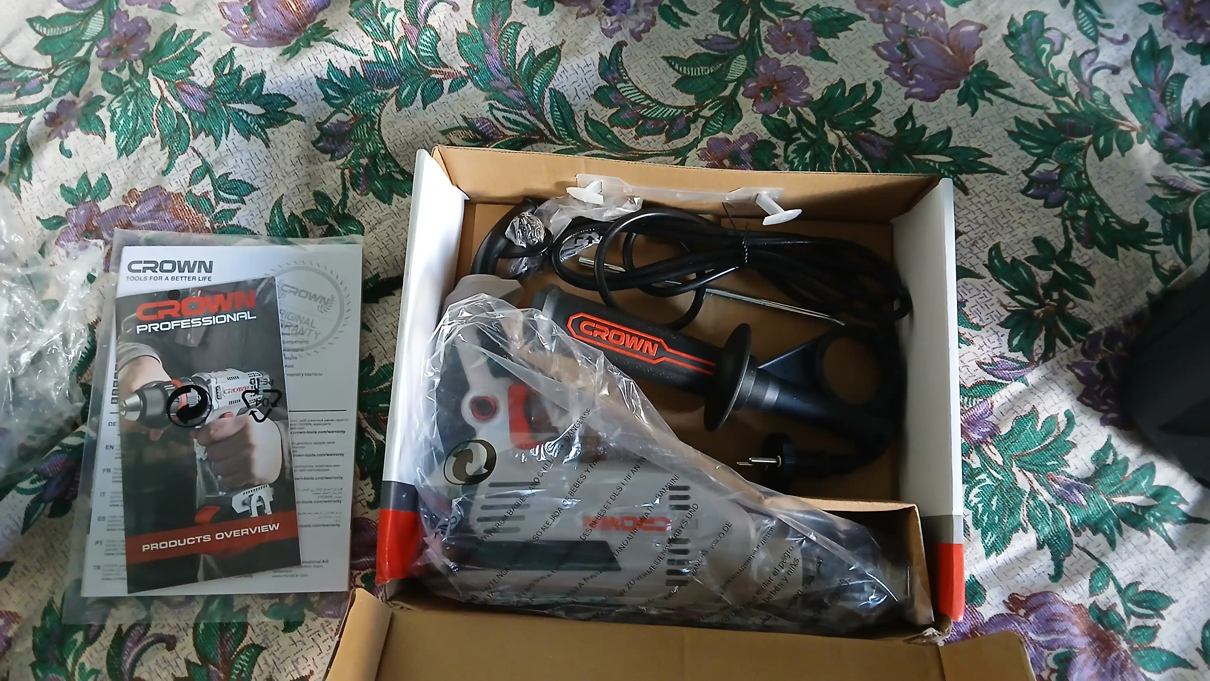 Дрель ударная CROWN CT10128, 600W