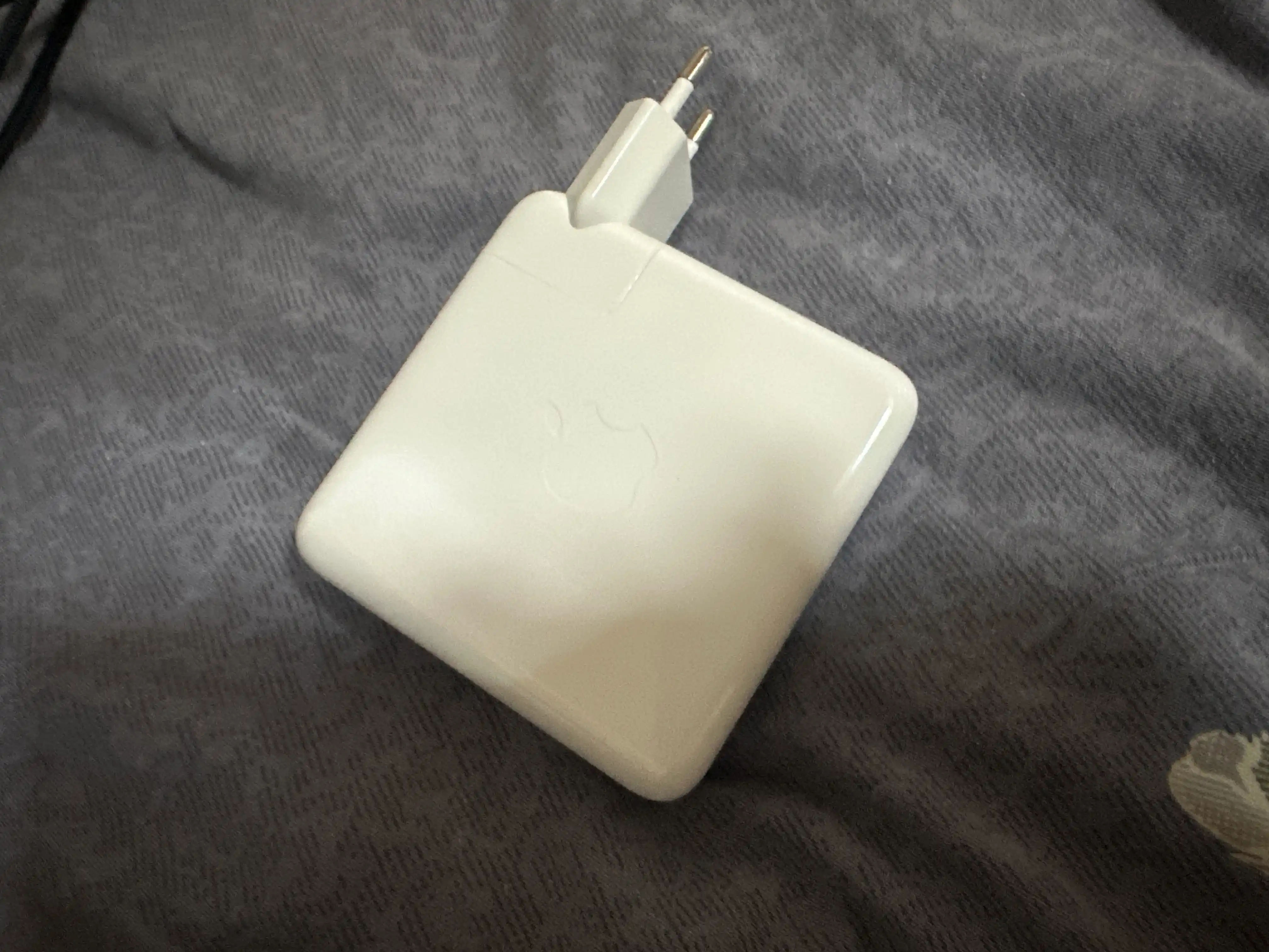 Apple MacBook / iPad uchun evro vilka va uzaytirgich kabel