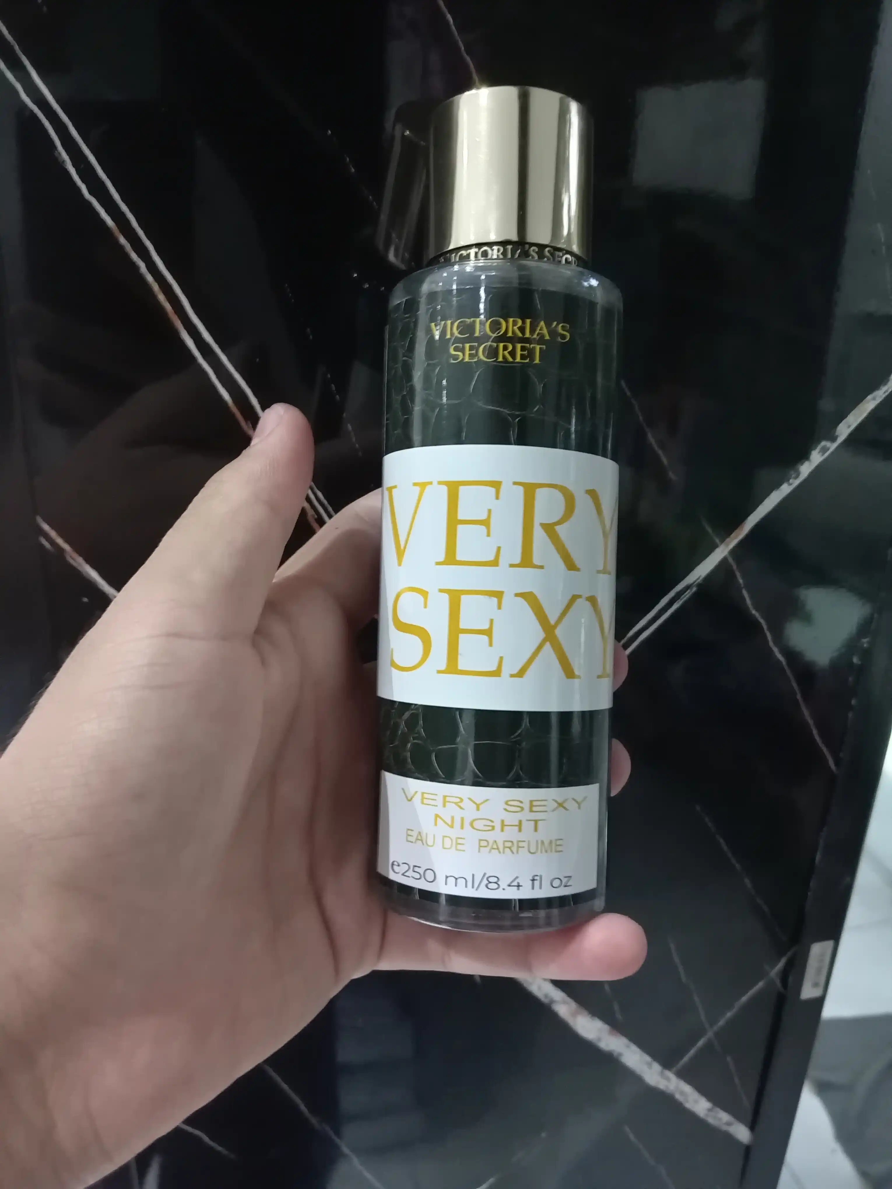 Sprey Victoria Secret Aqua kiss, Tempatation, Shimmer mist, 250 ml