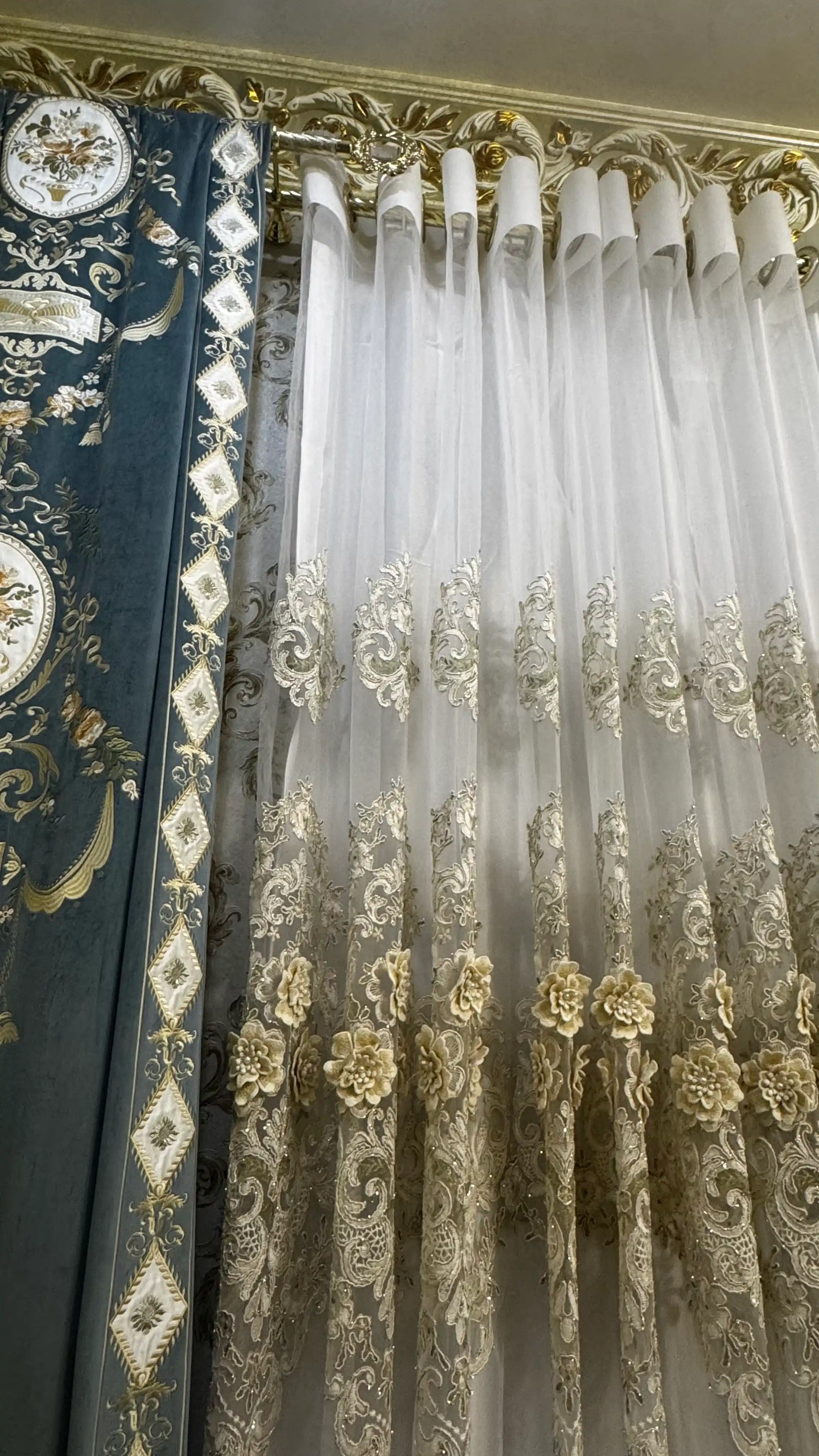 Quyoshdan himoya qiluvchi pardalar "Diamond", 2.80 * 2.50 m